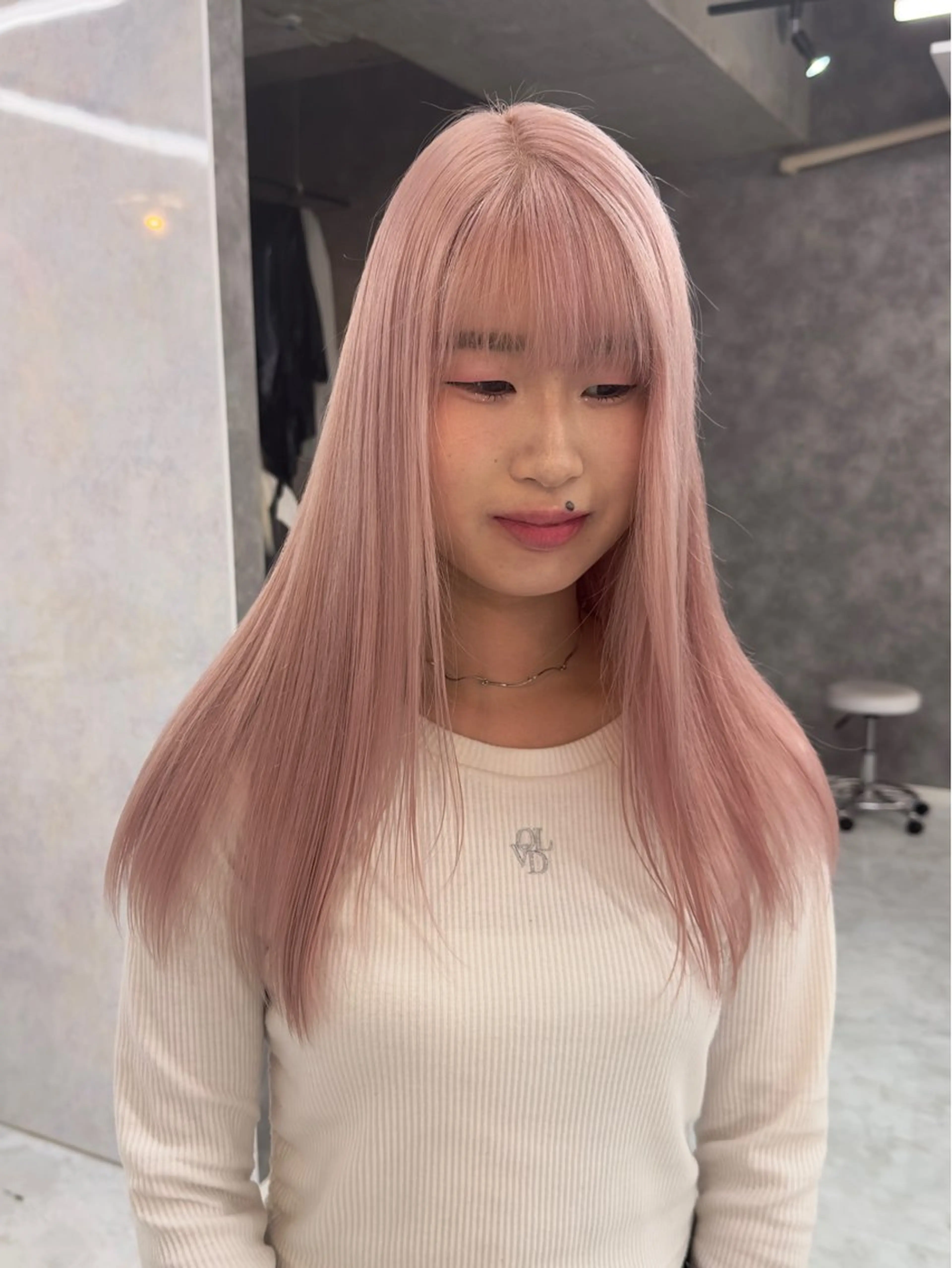 ロング カット ヘアカラー トリートメント 💖ムラ修正ブリーチ 💖【YUU】のヘアスタイル