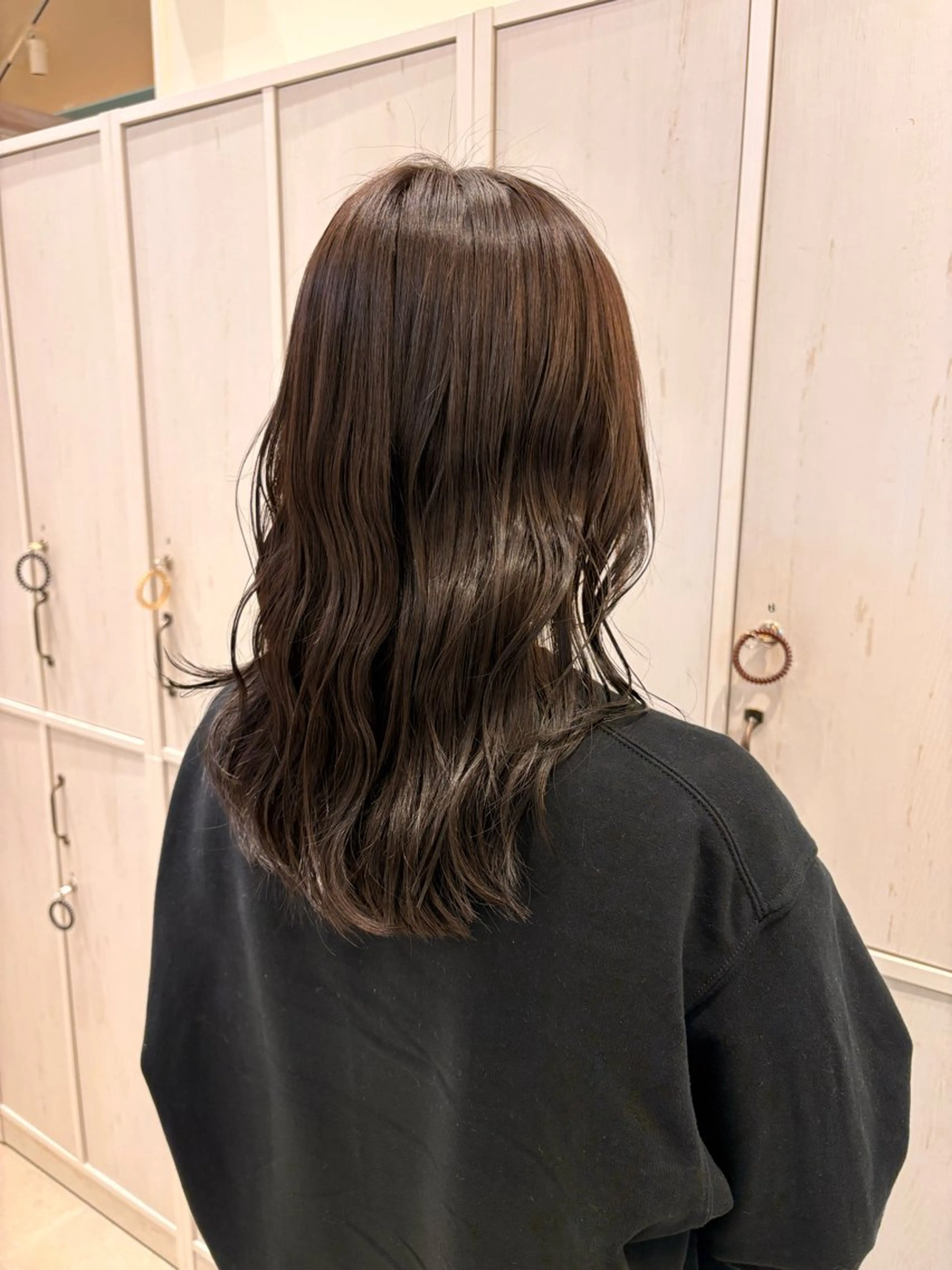 セミロング カラー つちだ ゆうひ / 暗髪カラー⟡.·のヘアスタイル
