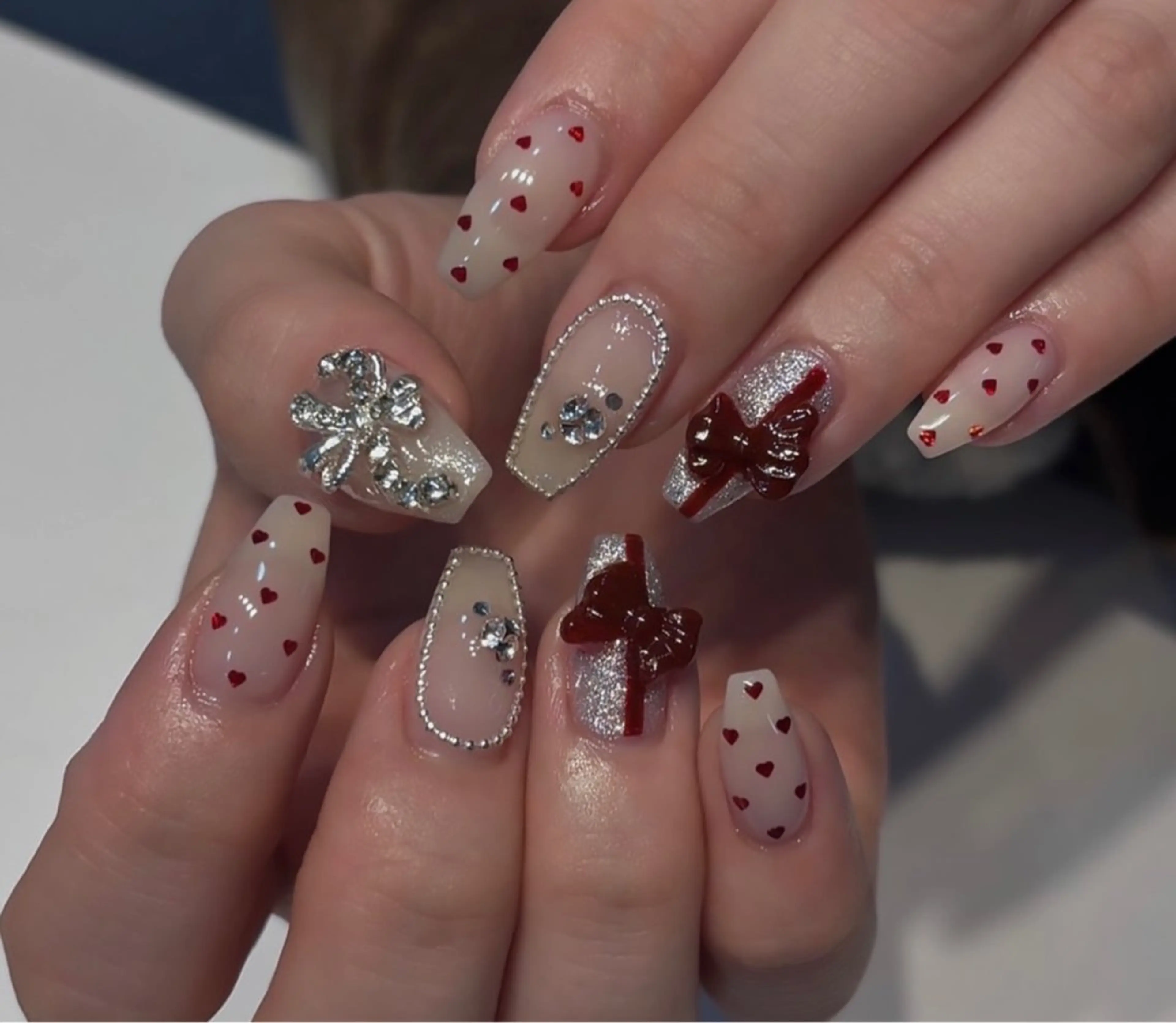 ネイル NiJi Nailsのネイルデザイン