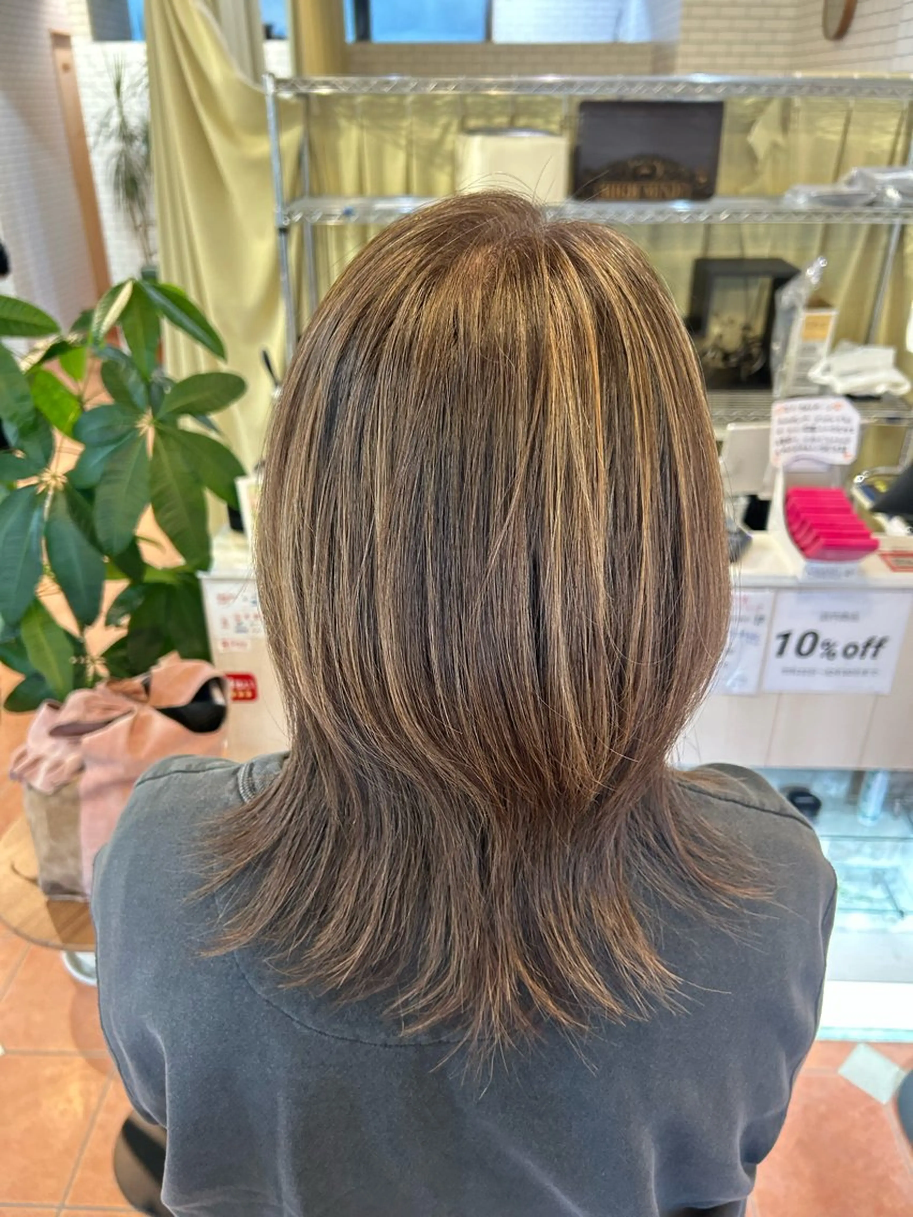 セミロング カラー 後藤 佳世のヘアスタイル