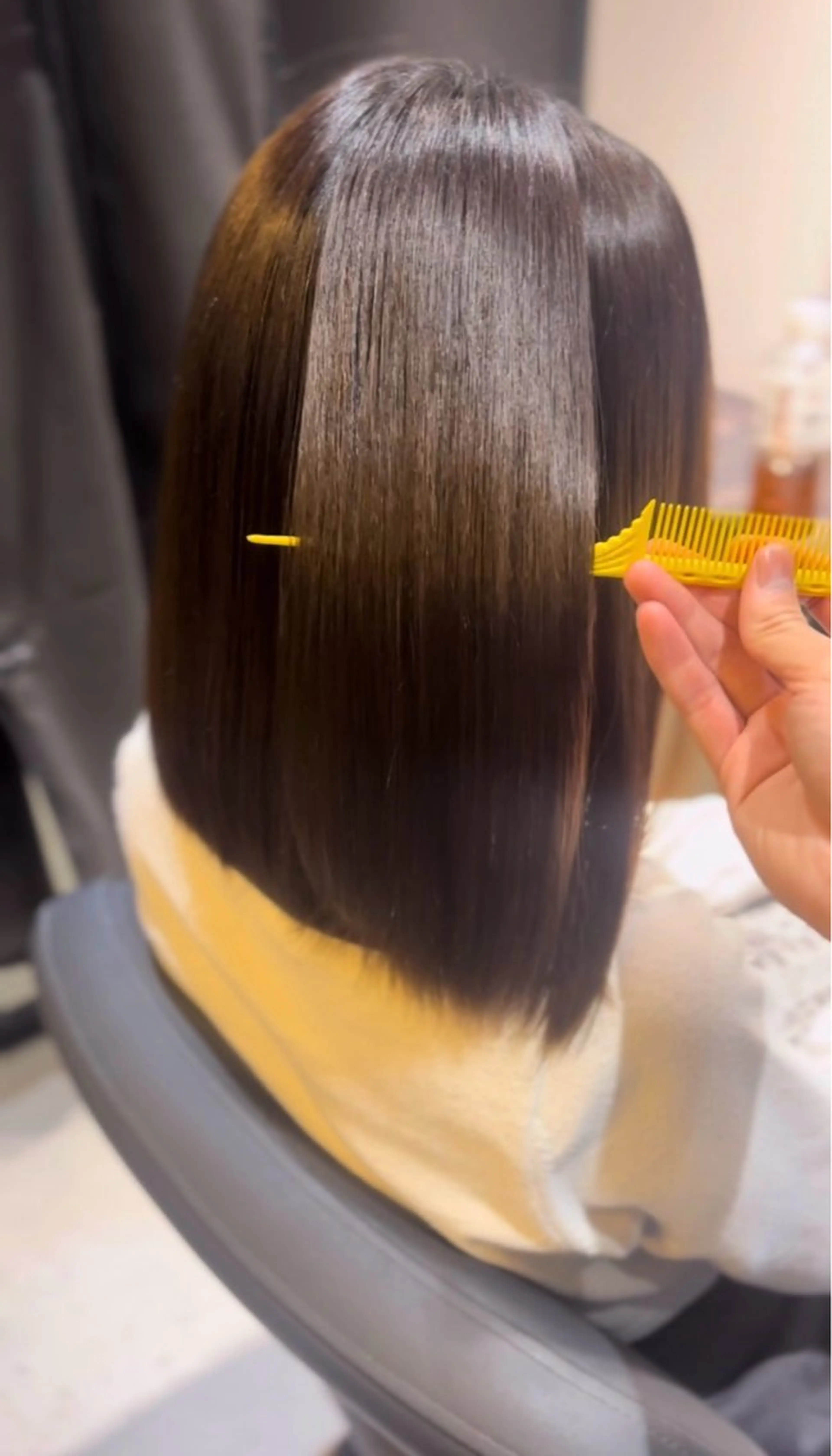 ミディアム カット 縮毛矯正 佐々木 輝人のヘアスタイル