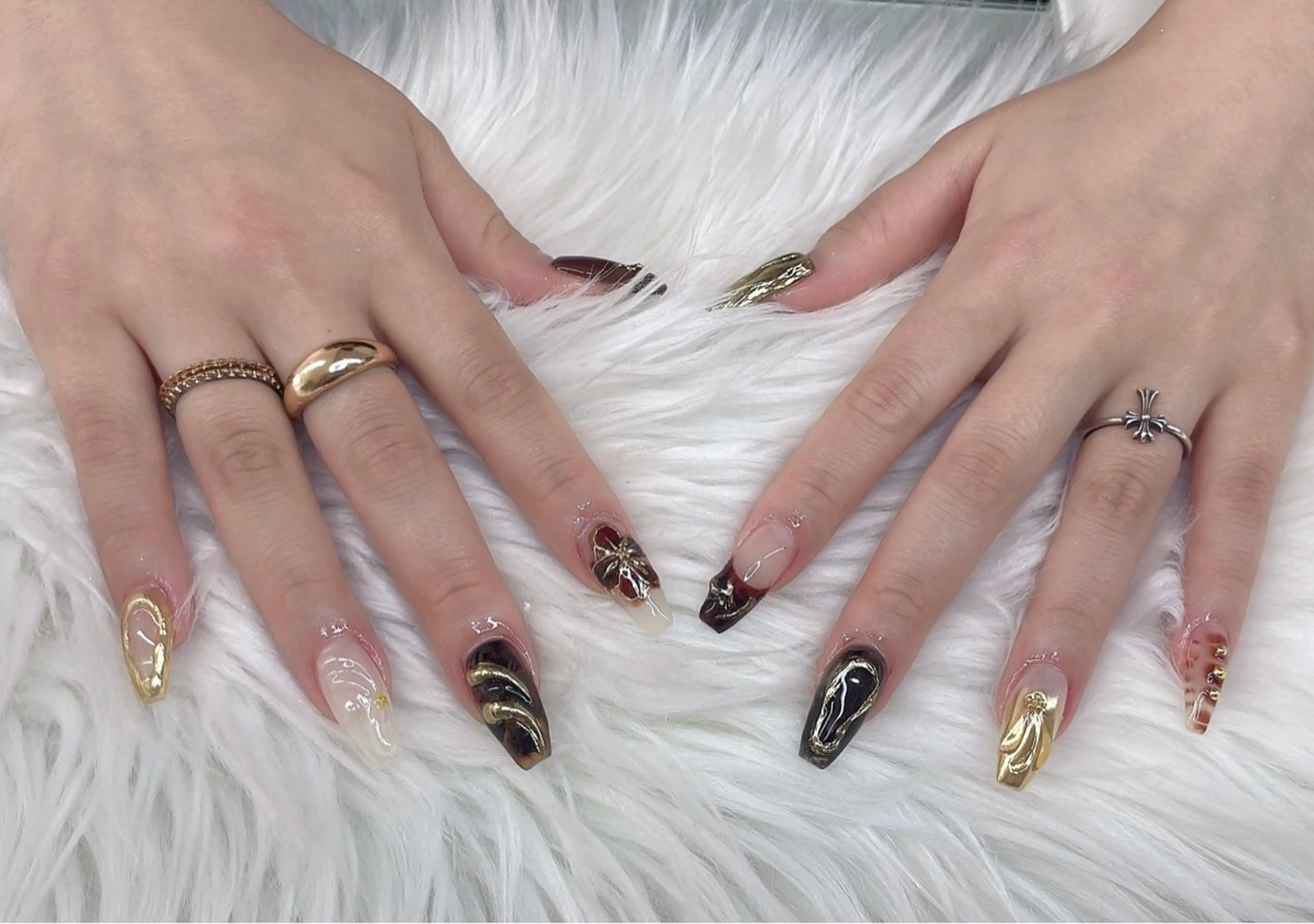 ネイル 渋谷T&B りお ロング無制限中💫のネイルデザイン