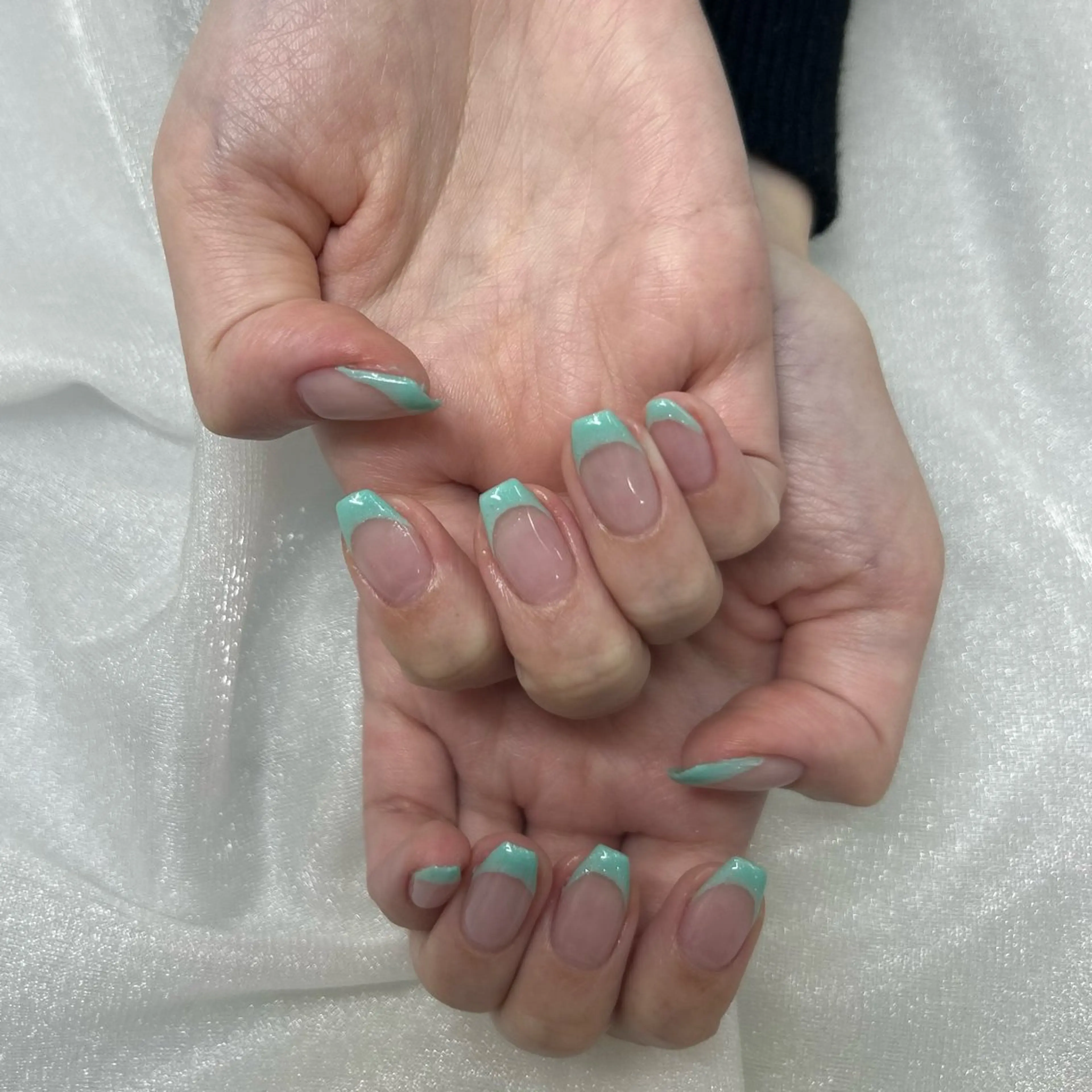 ネイル フレンチネイル グリーン 加藤 楓子のネイルデザイン