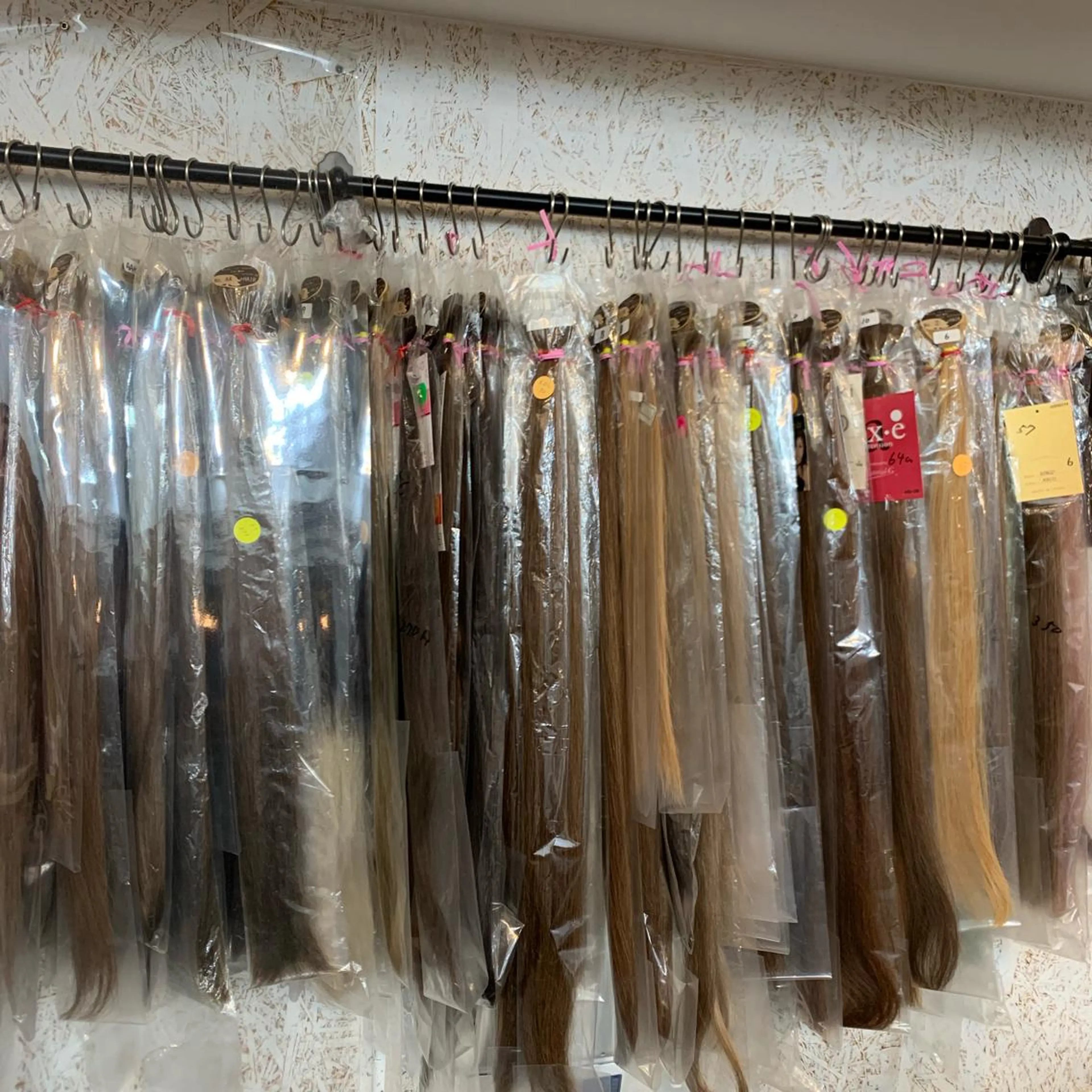 ミディアム CS made by SHACHU栄店所属・❤️‍🔥シールエク ＋カラー京❤️‍🔥のヘアスタイル