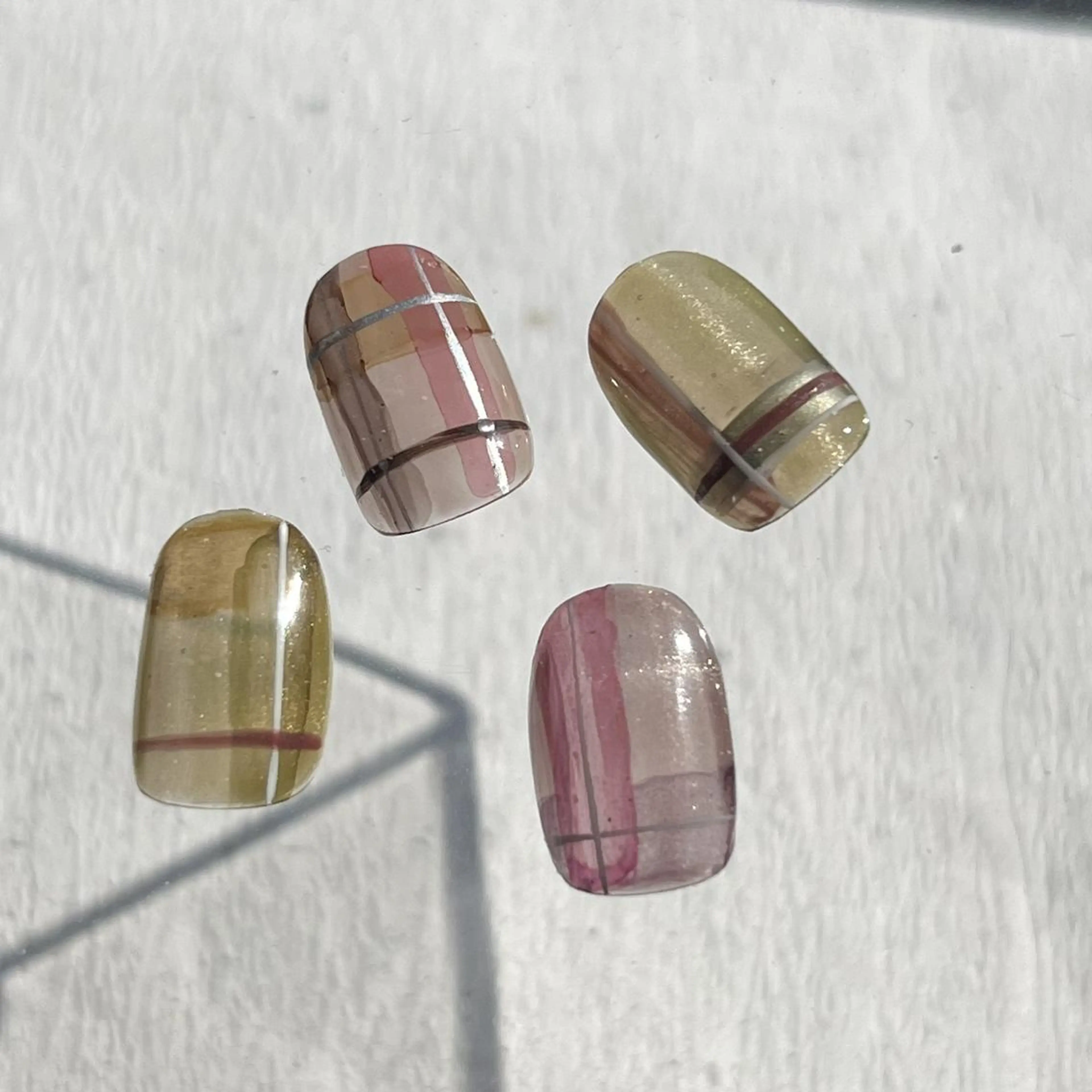 マグネットチェックネイル【オフ込み】の写真