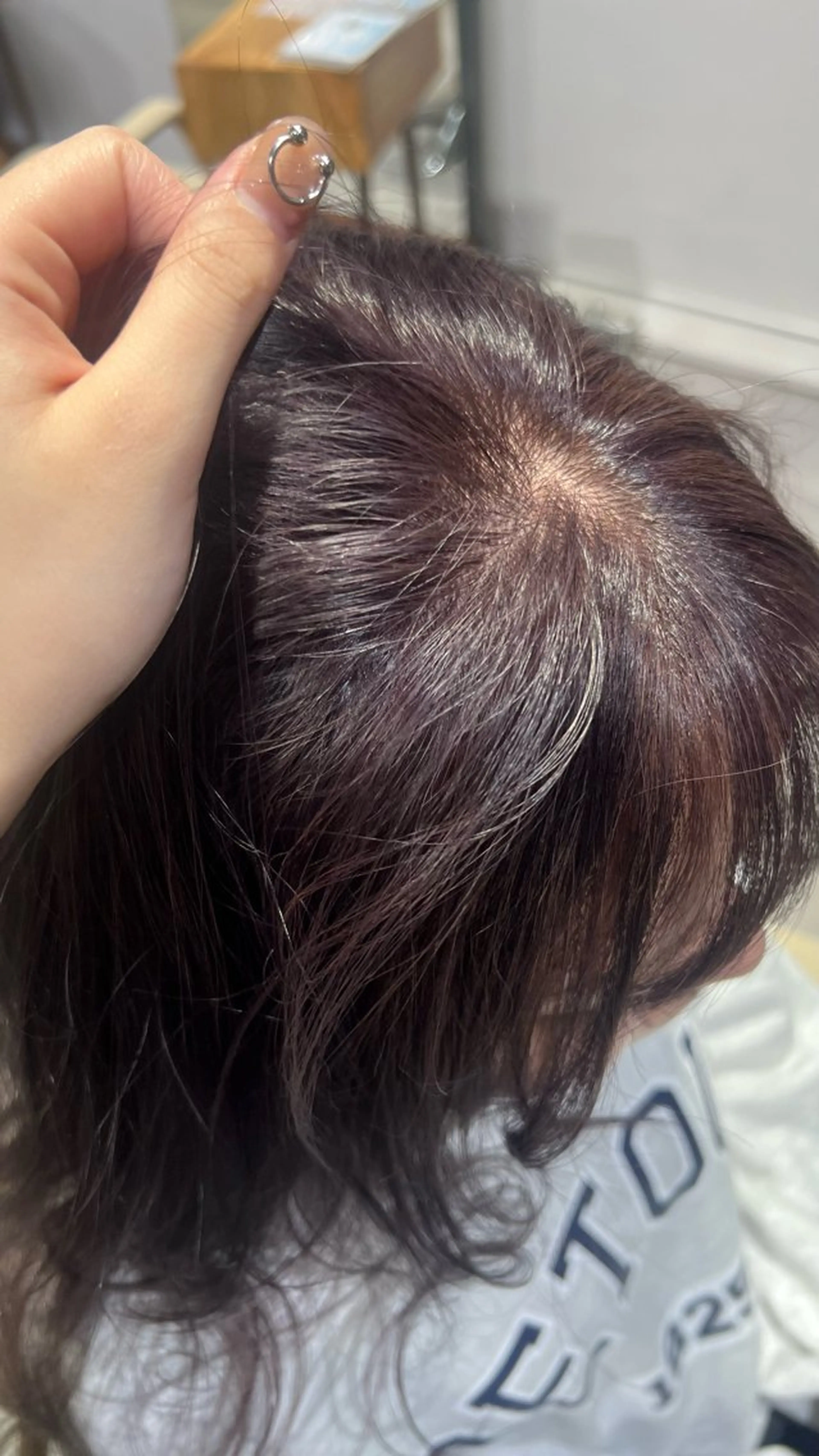 ロング ヘアカラー トリートメント 齋 花音のヘアスタイル