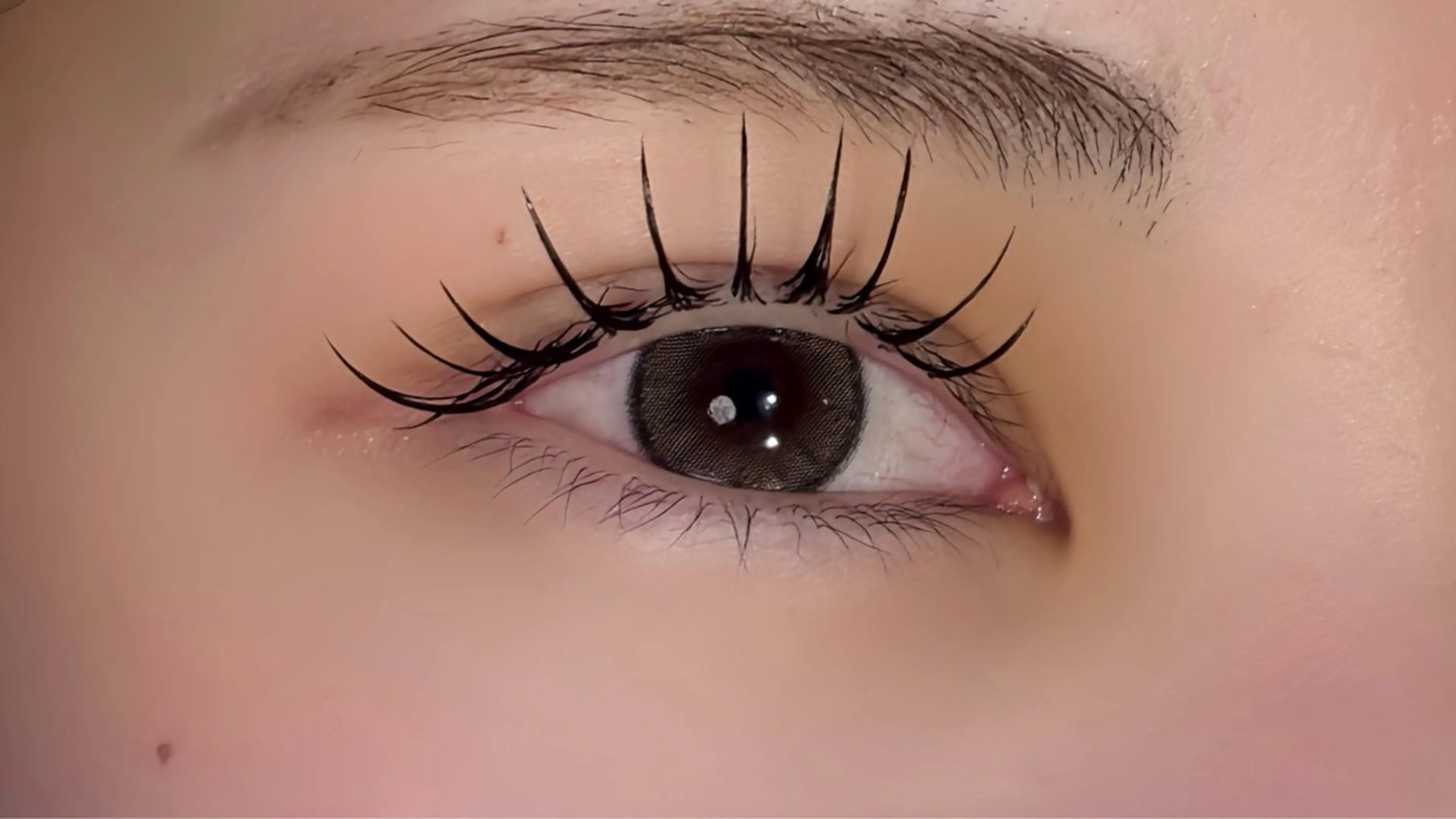 マツエク・マツパ フラットラッシュ chouchou. 柏西口🌻藤井🧡のマツエク・マツパデザイン