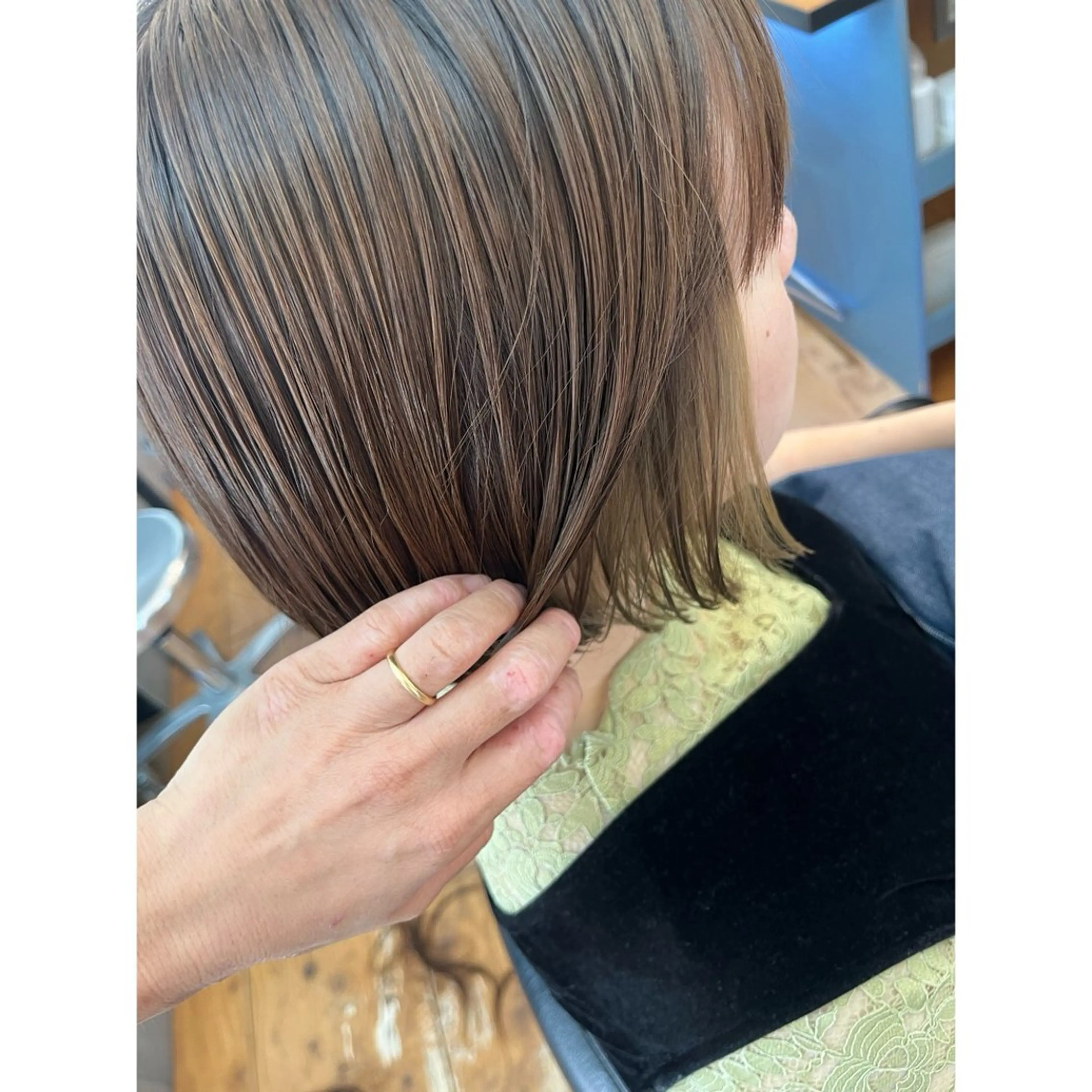 ミディアム カラー Lagom なかだのヘアスタイル