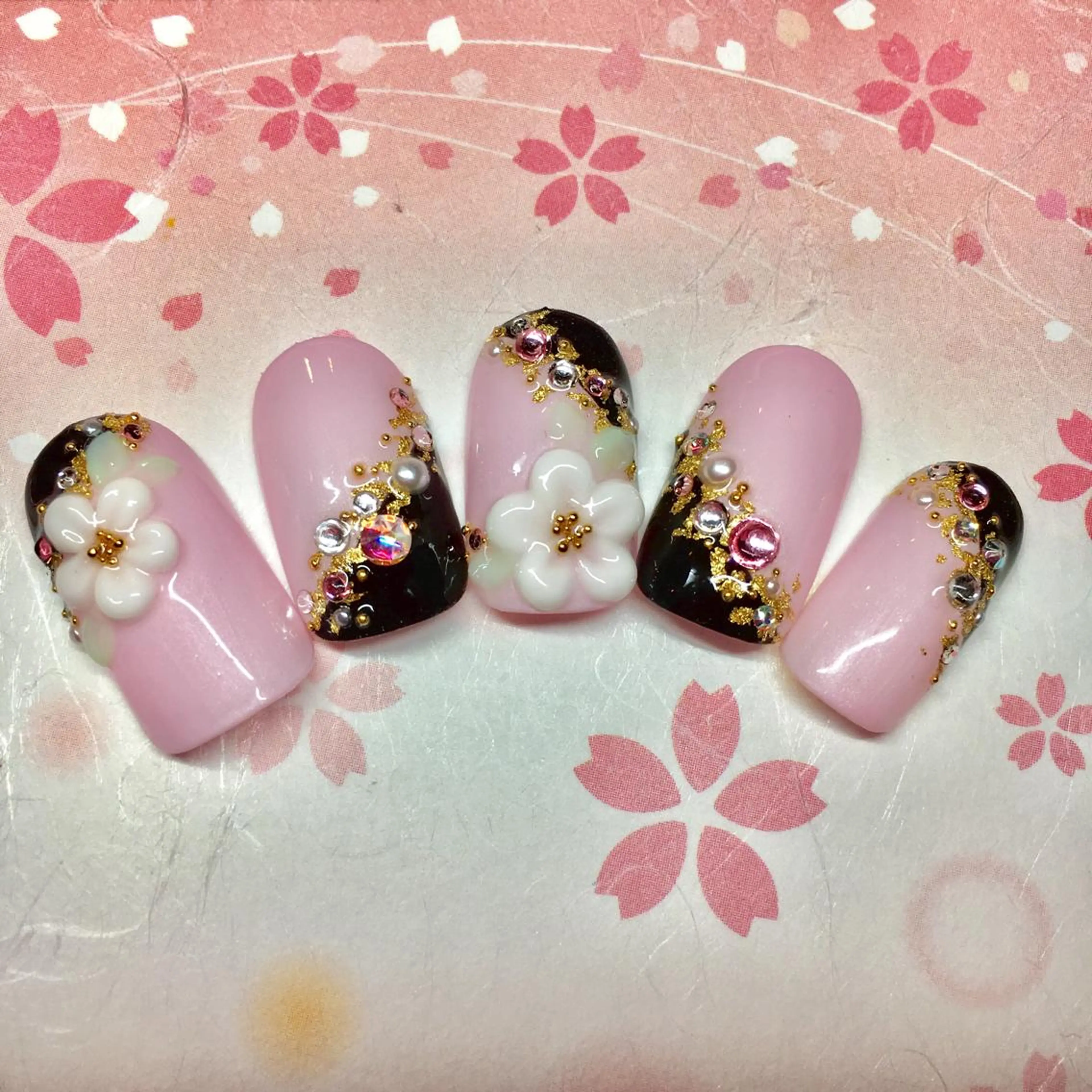 ネイル 成人式 持ち込み ネイルチップ BLITZ Nail 岩田💅🏻✨のネイルデザイン