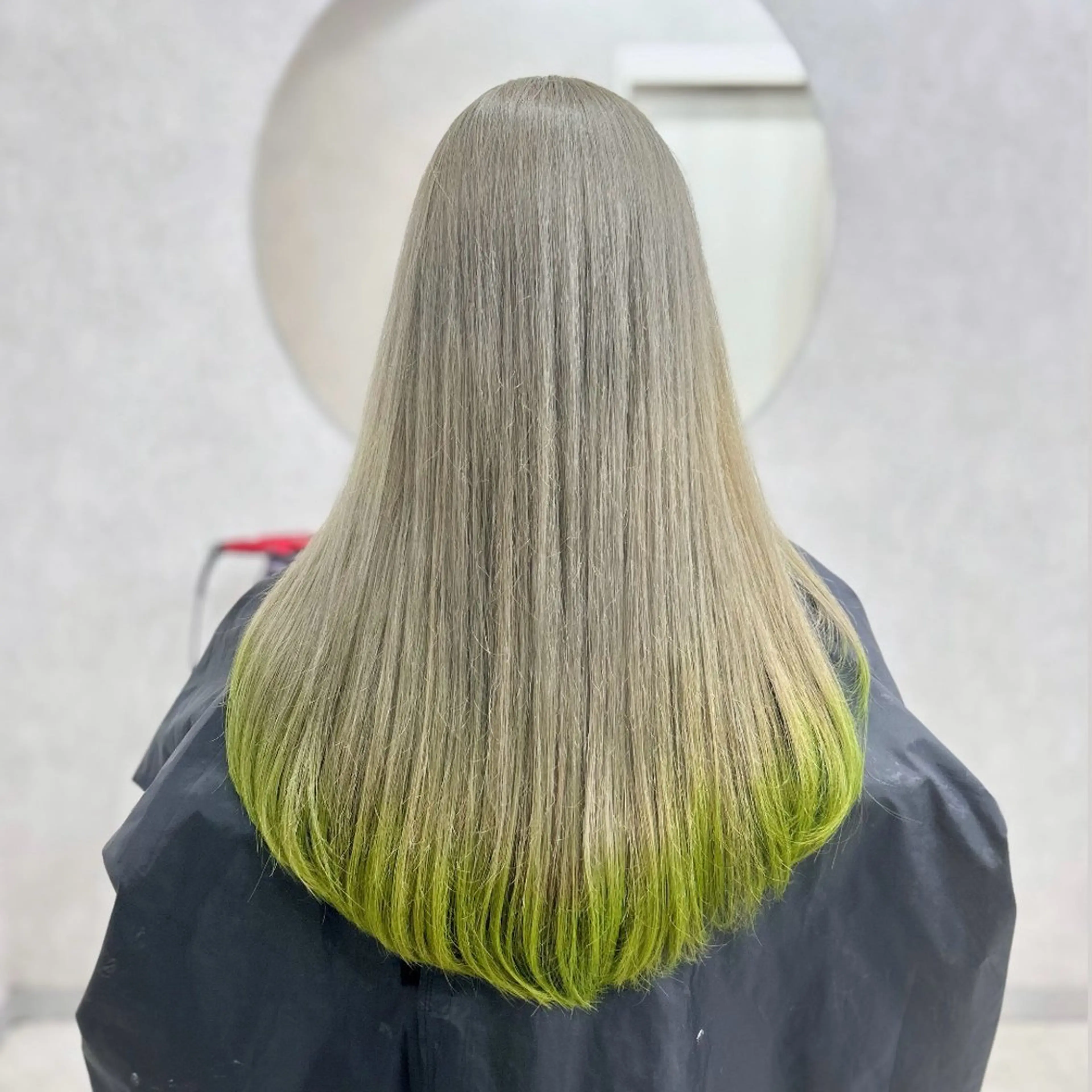 ロング カラー ヘアカラー トリートメント 澤木 愛美のヘアスタイル