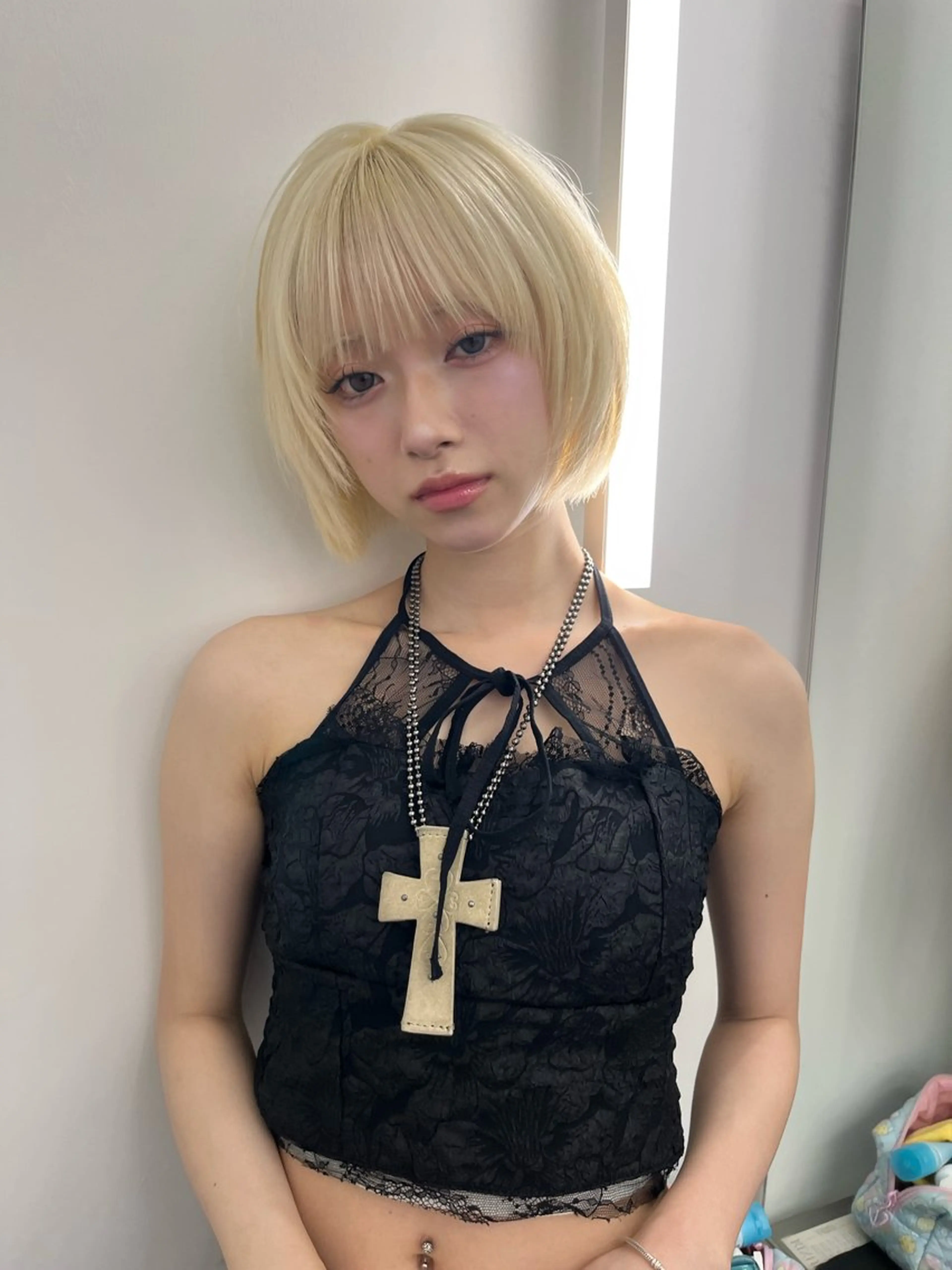 ショート カラー ブリーチ ボブ ハイレイヤー 韓国風ヘア レイヤーカット カット ヘアカラー トリートメント 透明感カラー✨🩵 韓国ヘアkanatoのヘアスタイル