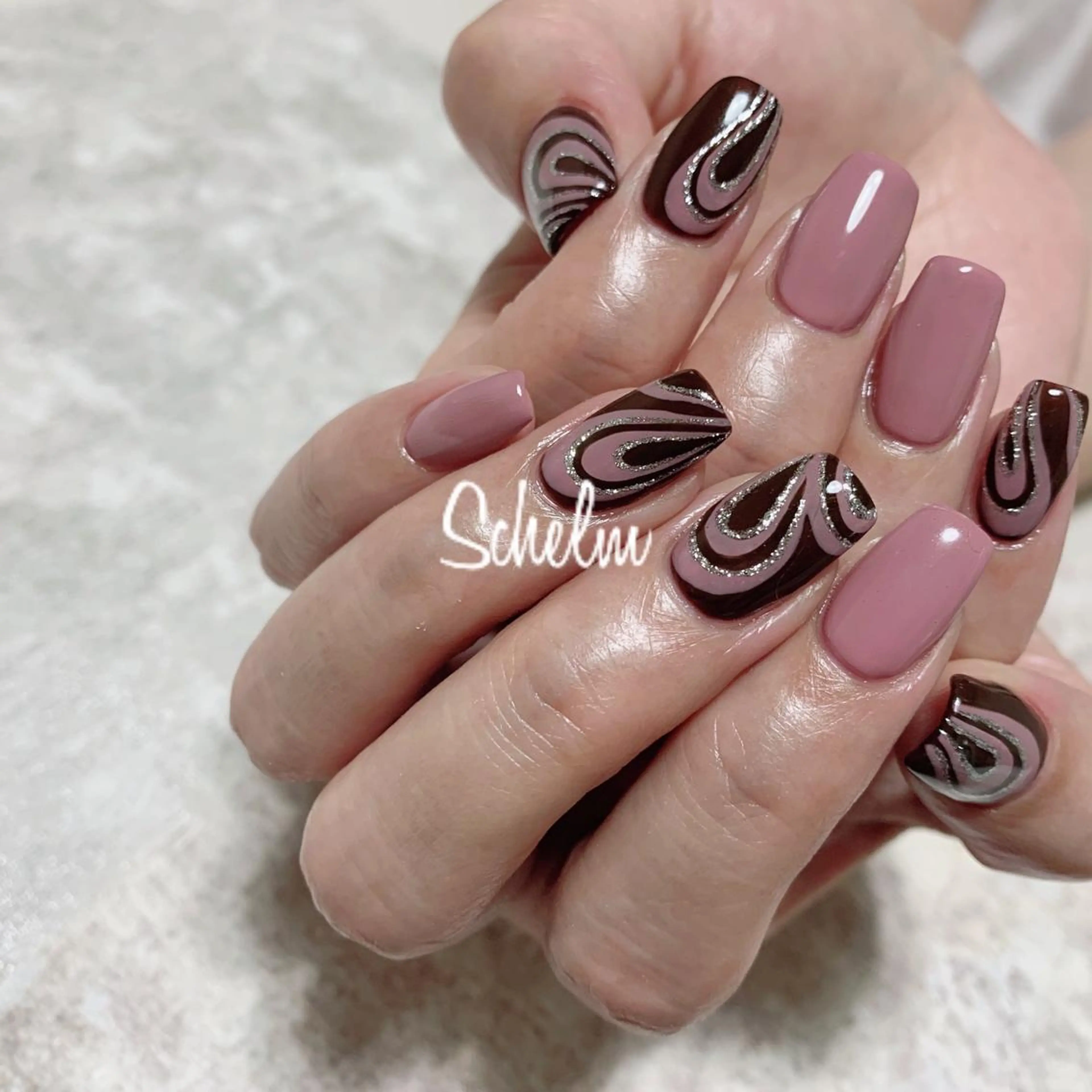 ネイル ハンドネイル nail room シュレムのネイルデザイン