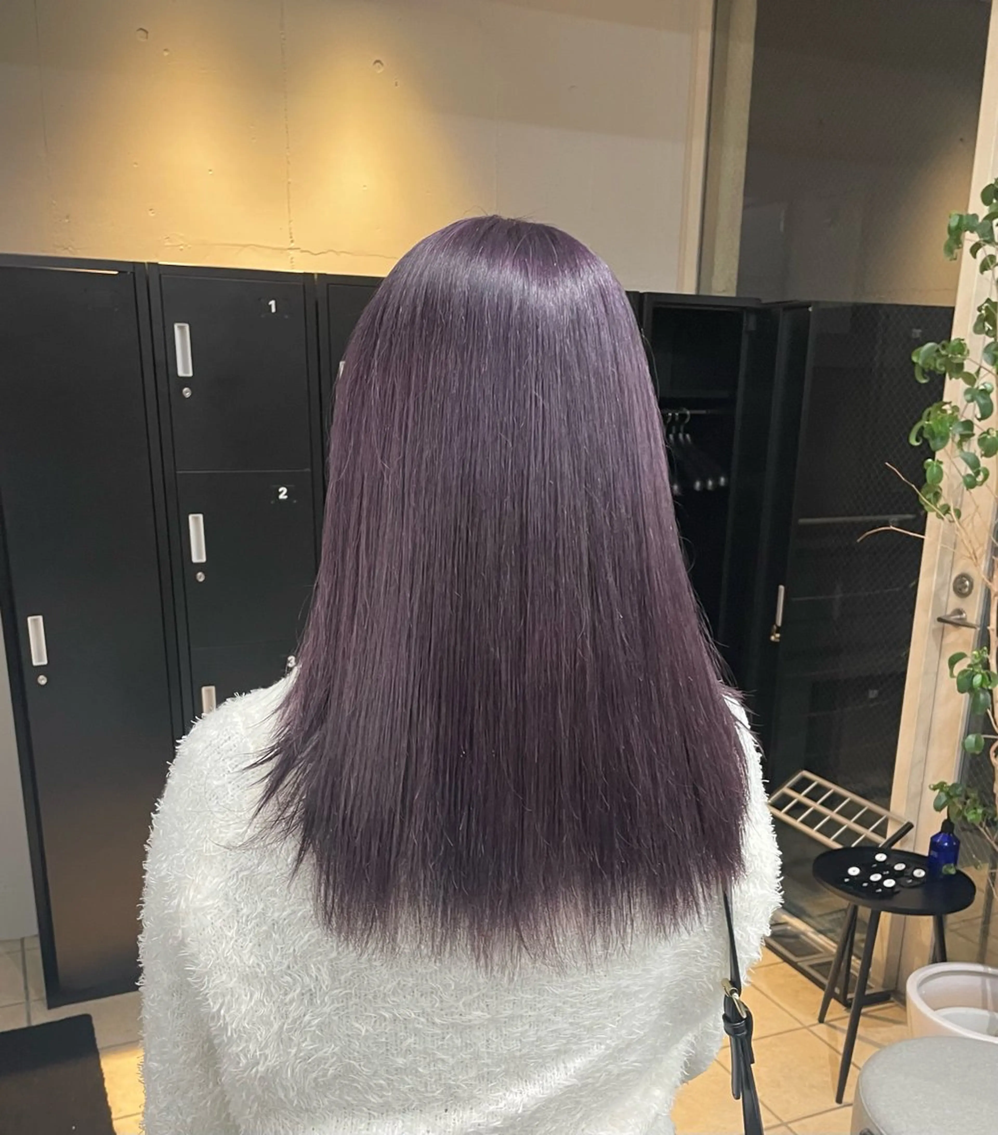 セミロング miku/天神 艶カラーのヘアスタイル