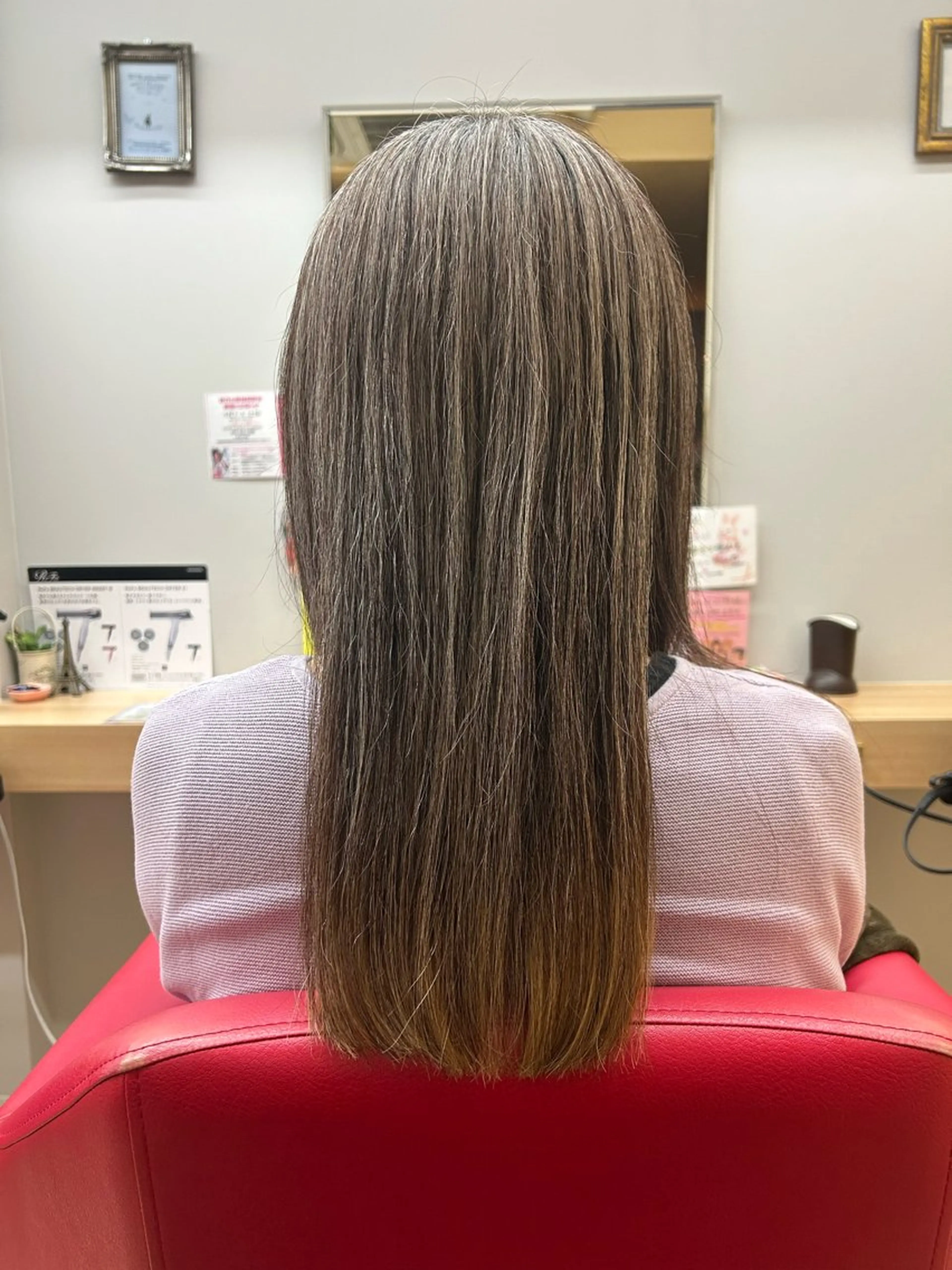ロング 平野 佑有のヘアスタイル