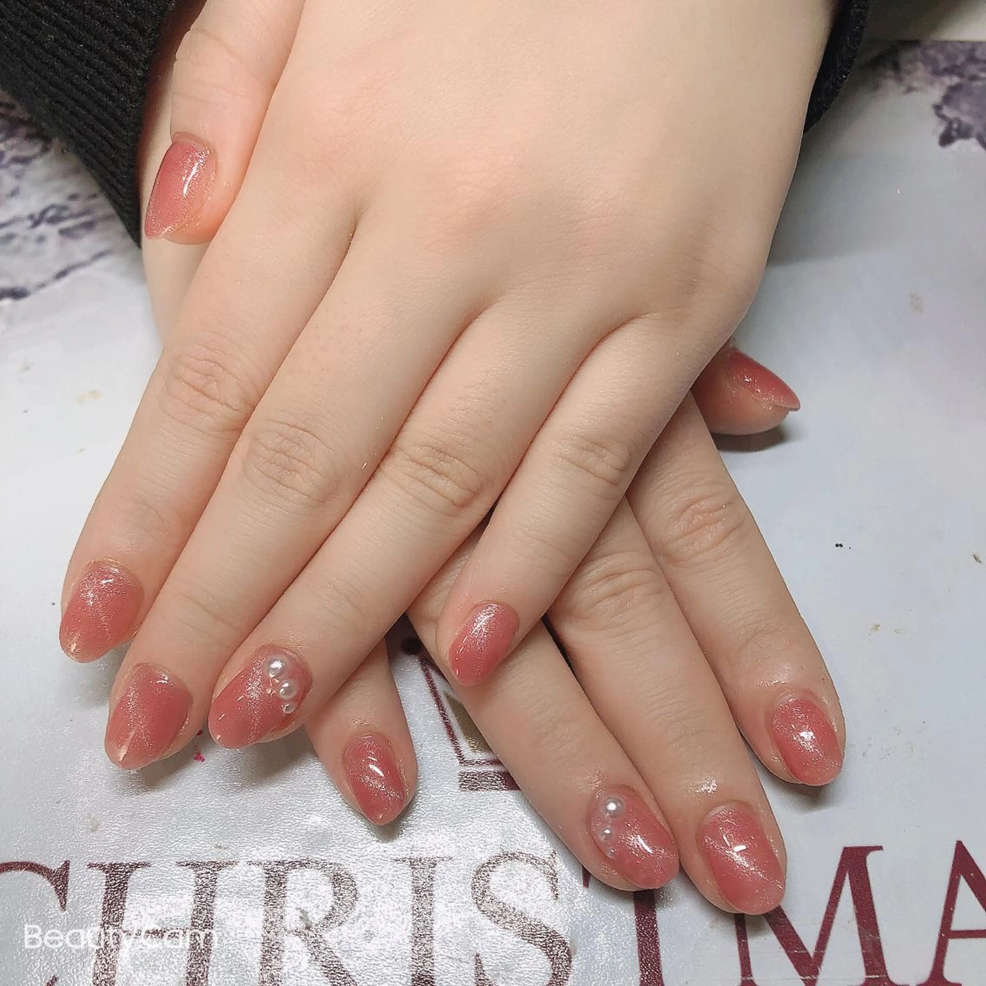 ネイル ガレンドウ 白澤 愛子のネイルデザイン