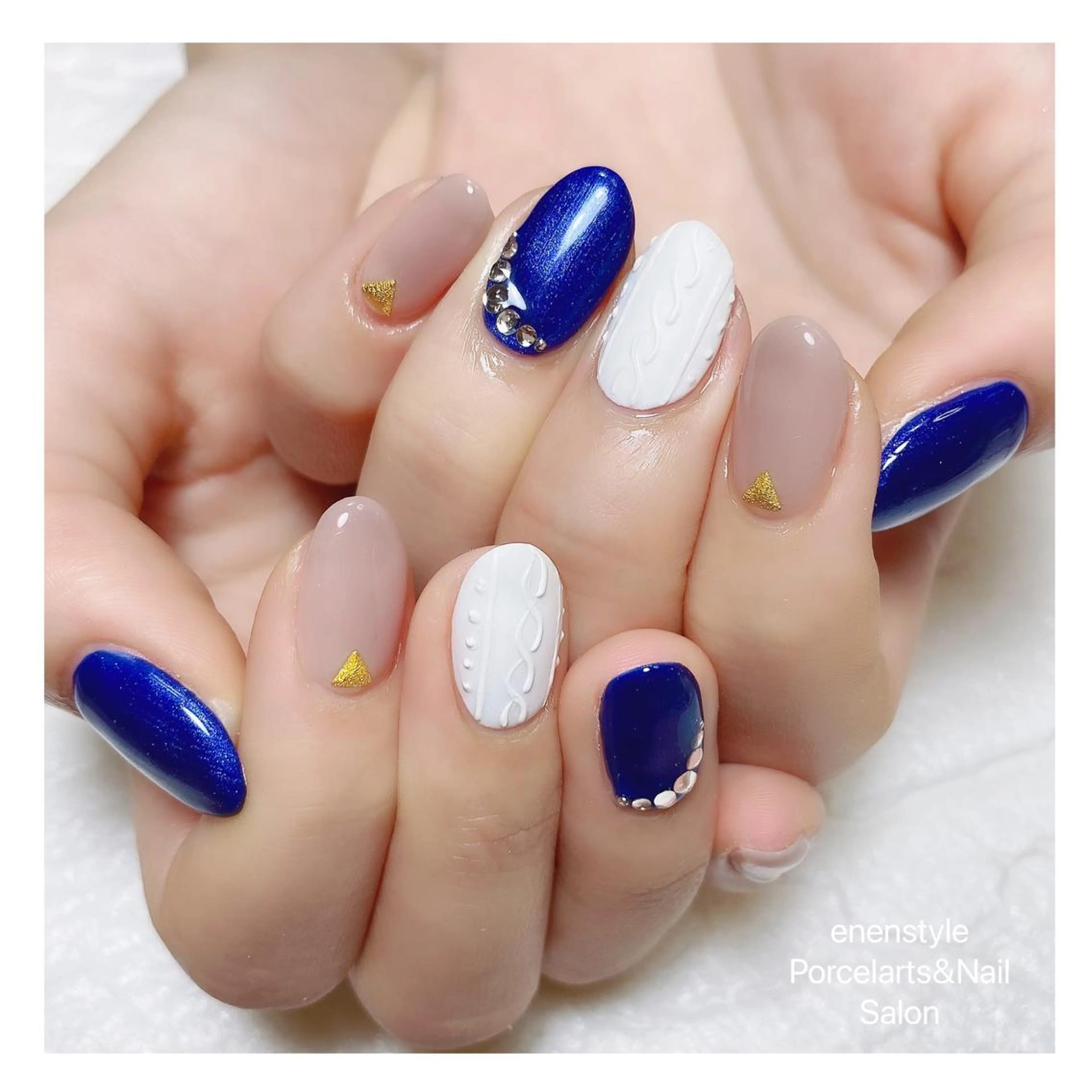 ミディアム ネイル ハンドネイル 👑enen style👑のネイルデザイン