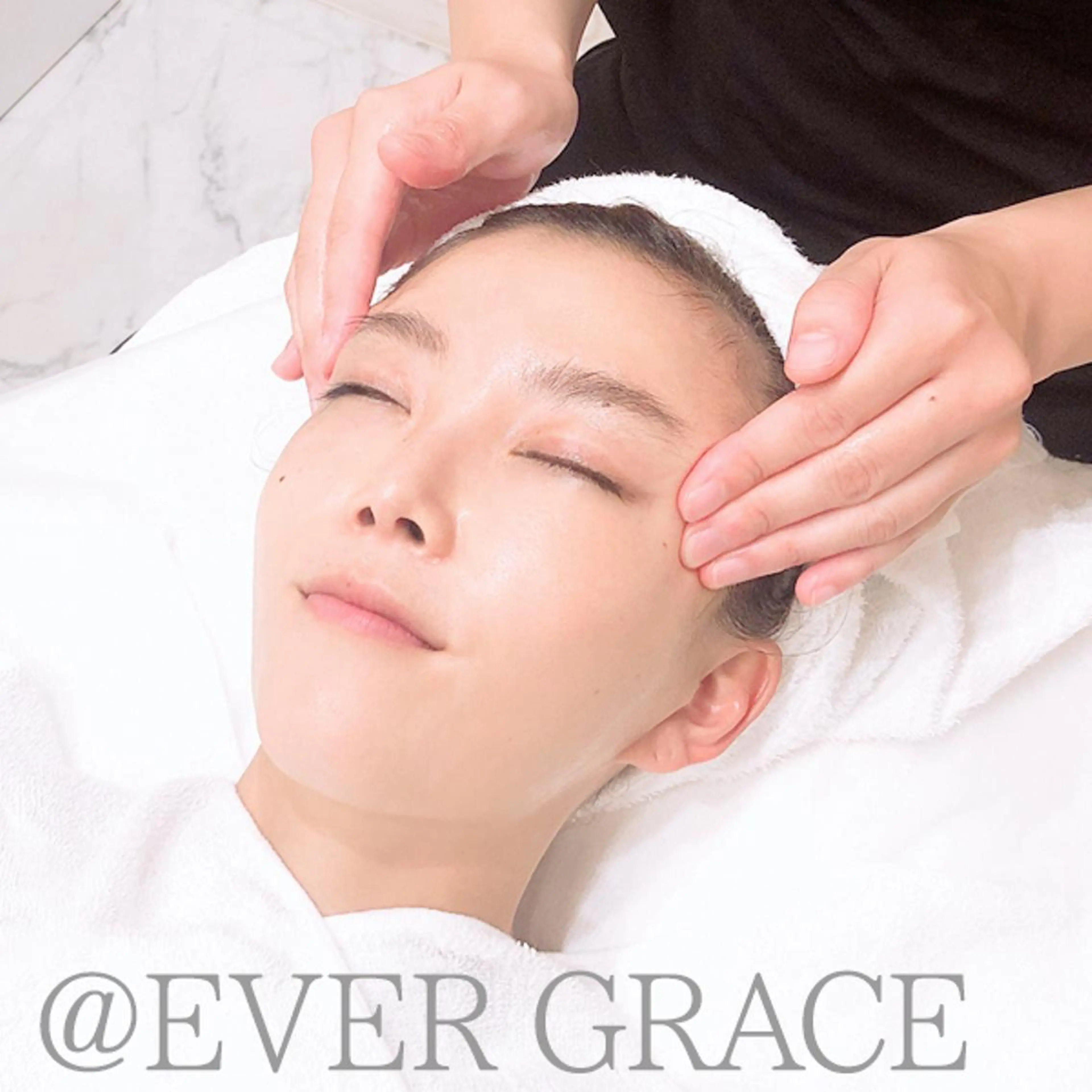 【超美白＆美肌】毛穴洗浄+生コラーゲン導入の写真