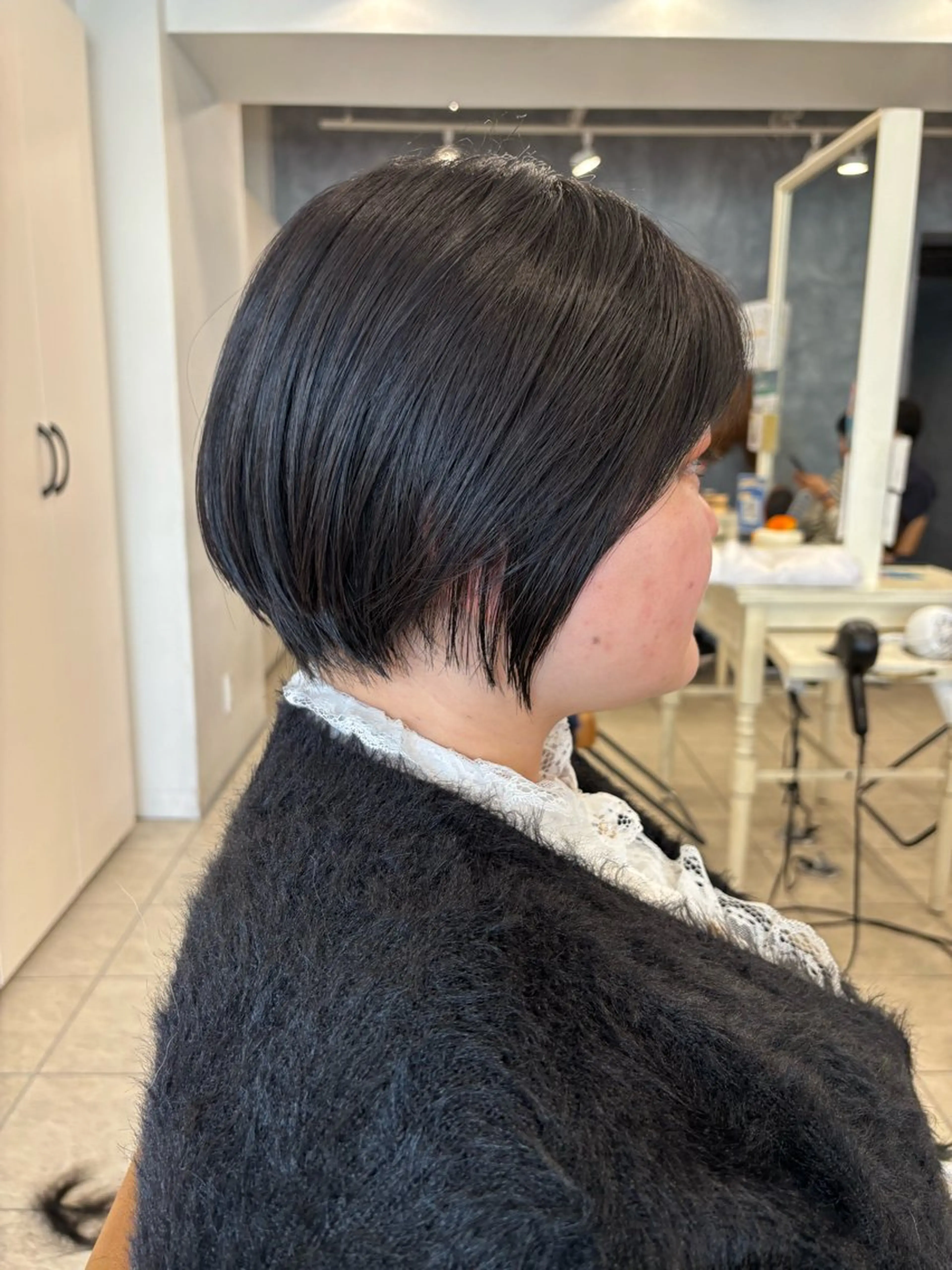 ショート カット ヘアカラー トリートメント レイヤーカット/ 透明感カラー/白石のヘアスタイル