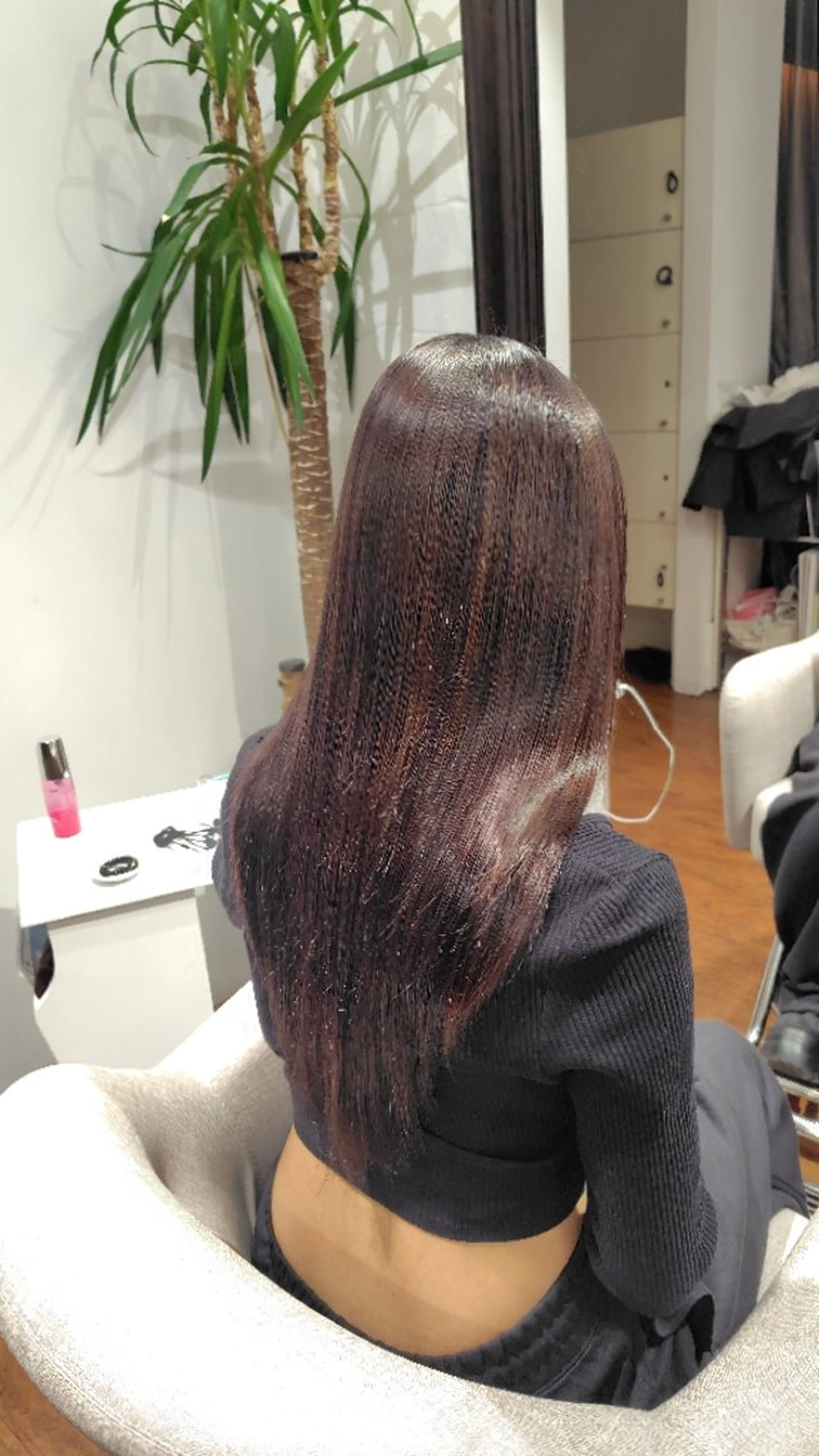 ロング ヘアカラー 小河 恵子のヘアスタイル