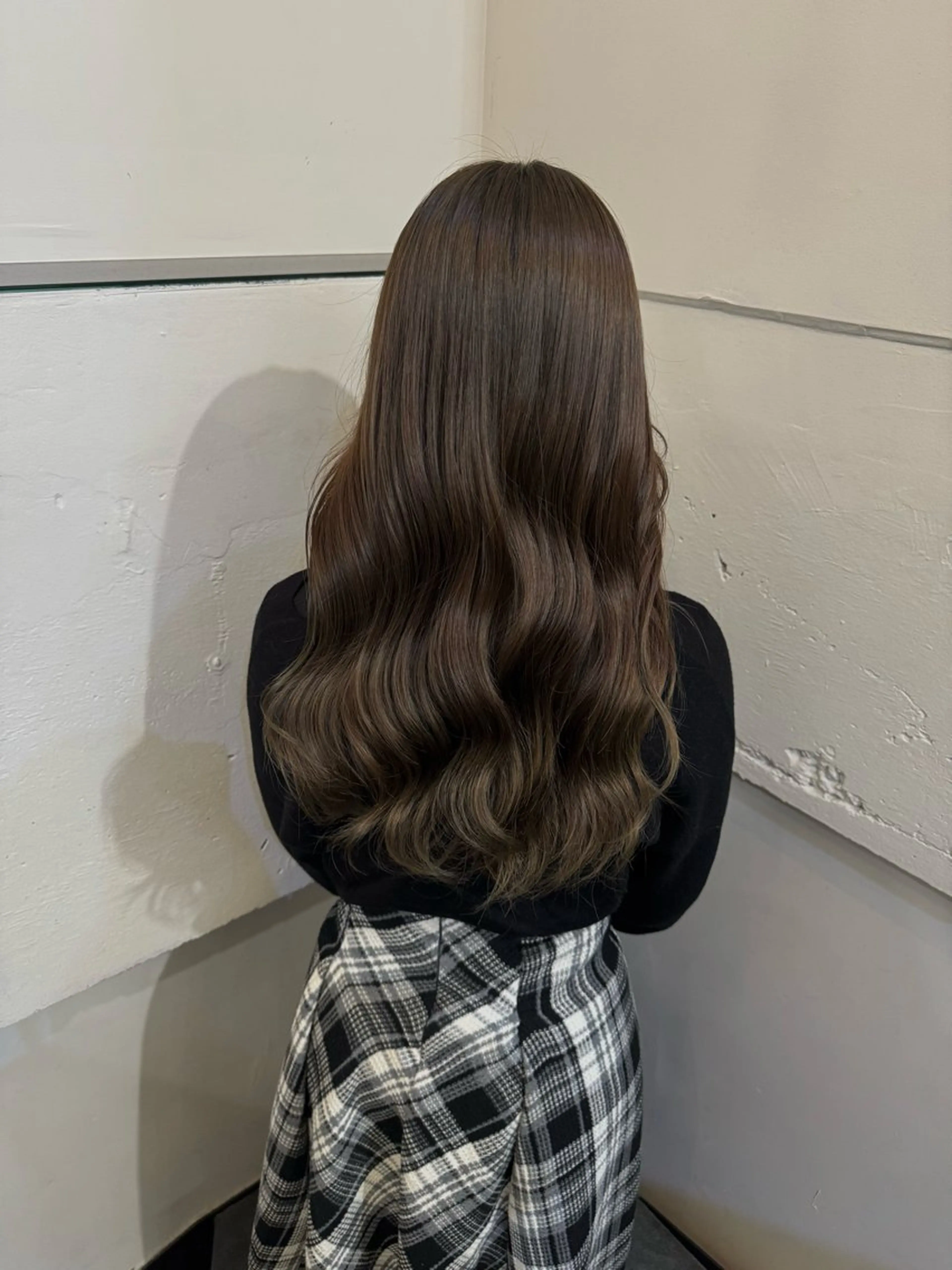 ロング カラー Neolive 千尋のヘアスタイル