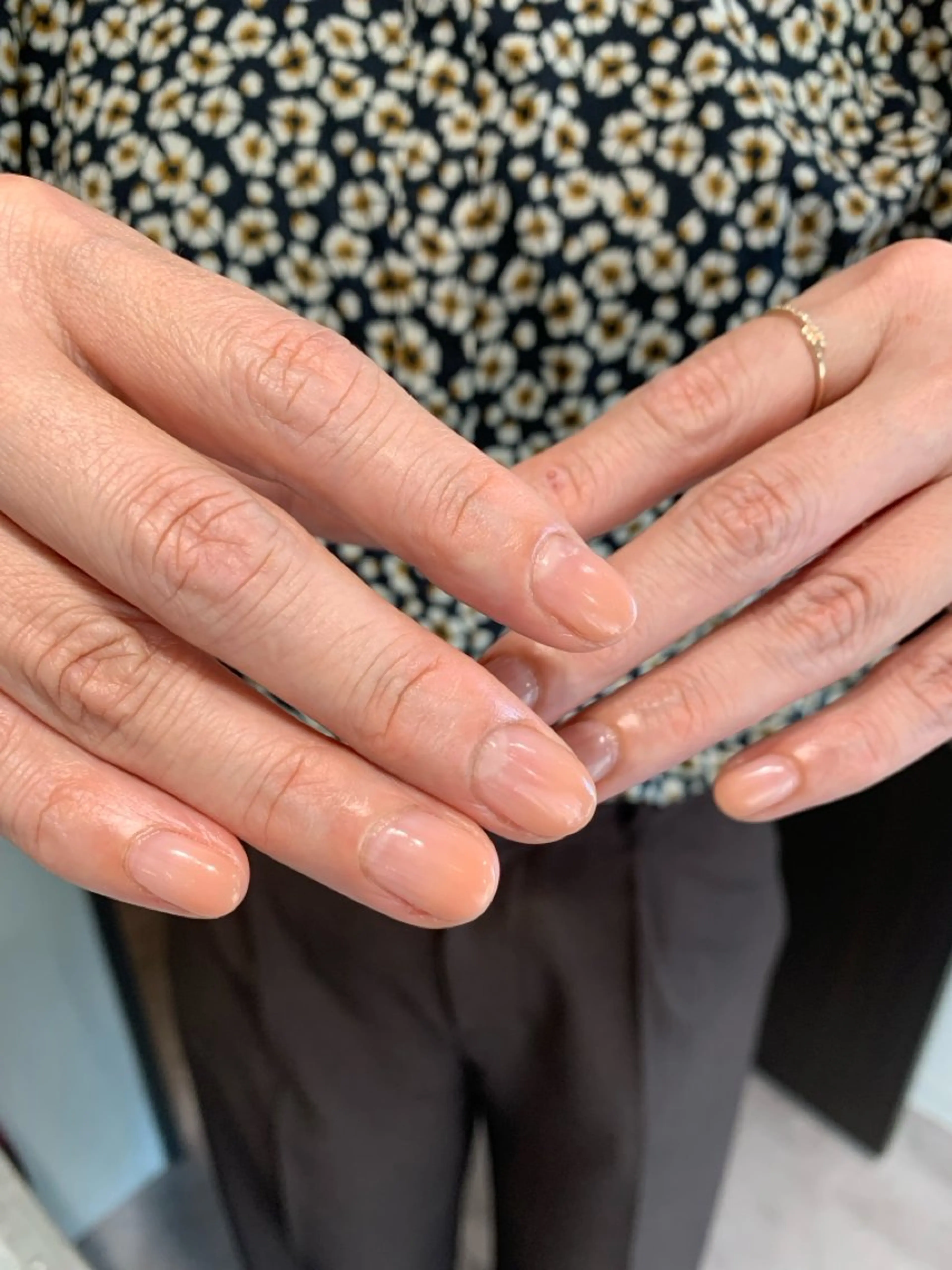ネイル グラデーション オフィスネイル ピンク ハンドネイル purete ピュルテのネイルデザイン