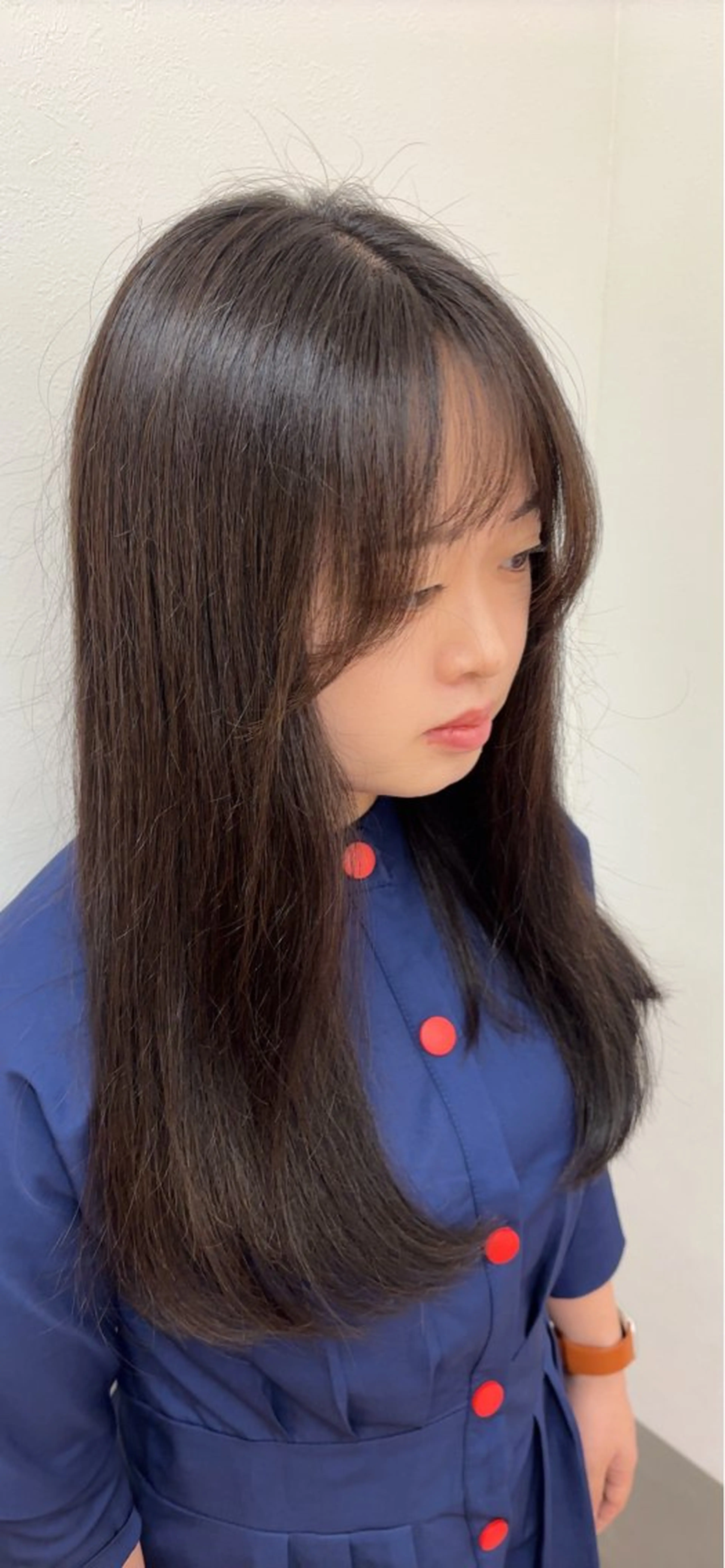 ロング 岩本 遥加のヘアスタイル