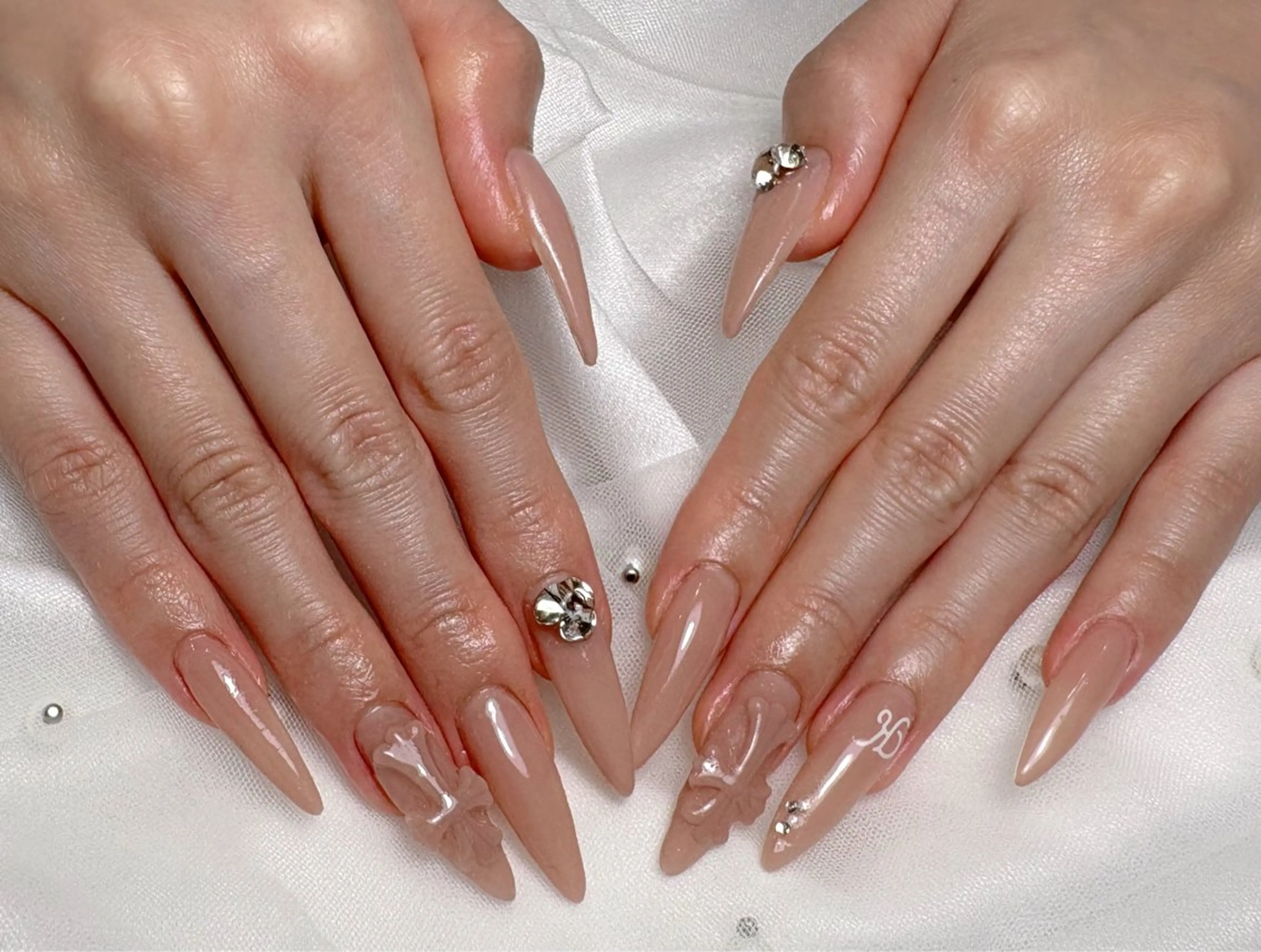 ネイル ハンドネイル charmant rinaのネイルデザイン