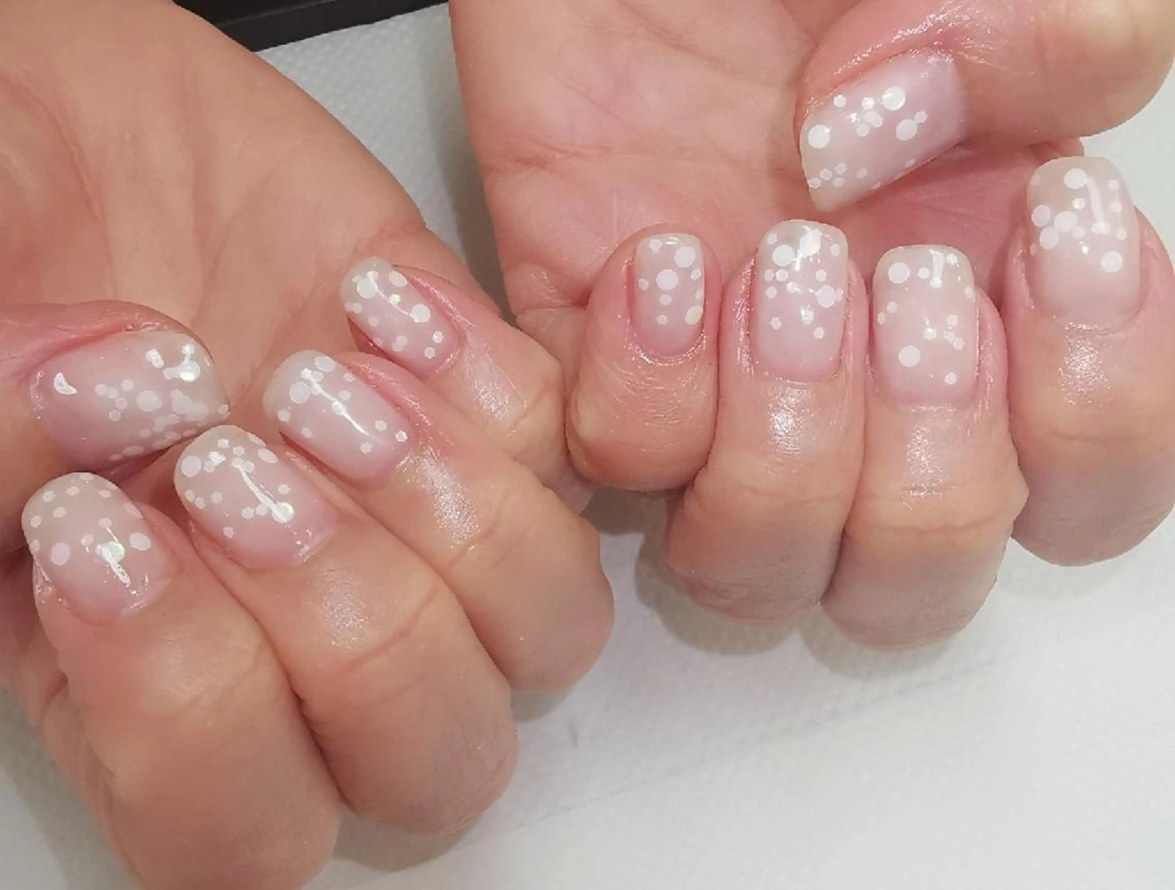 ネイル ホログラムネイル reve あやののネイルデザイン