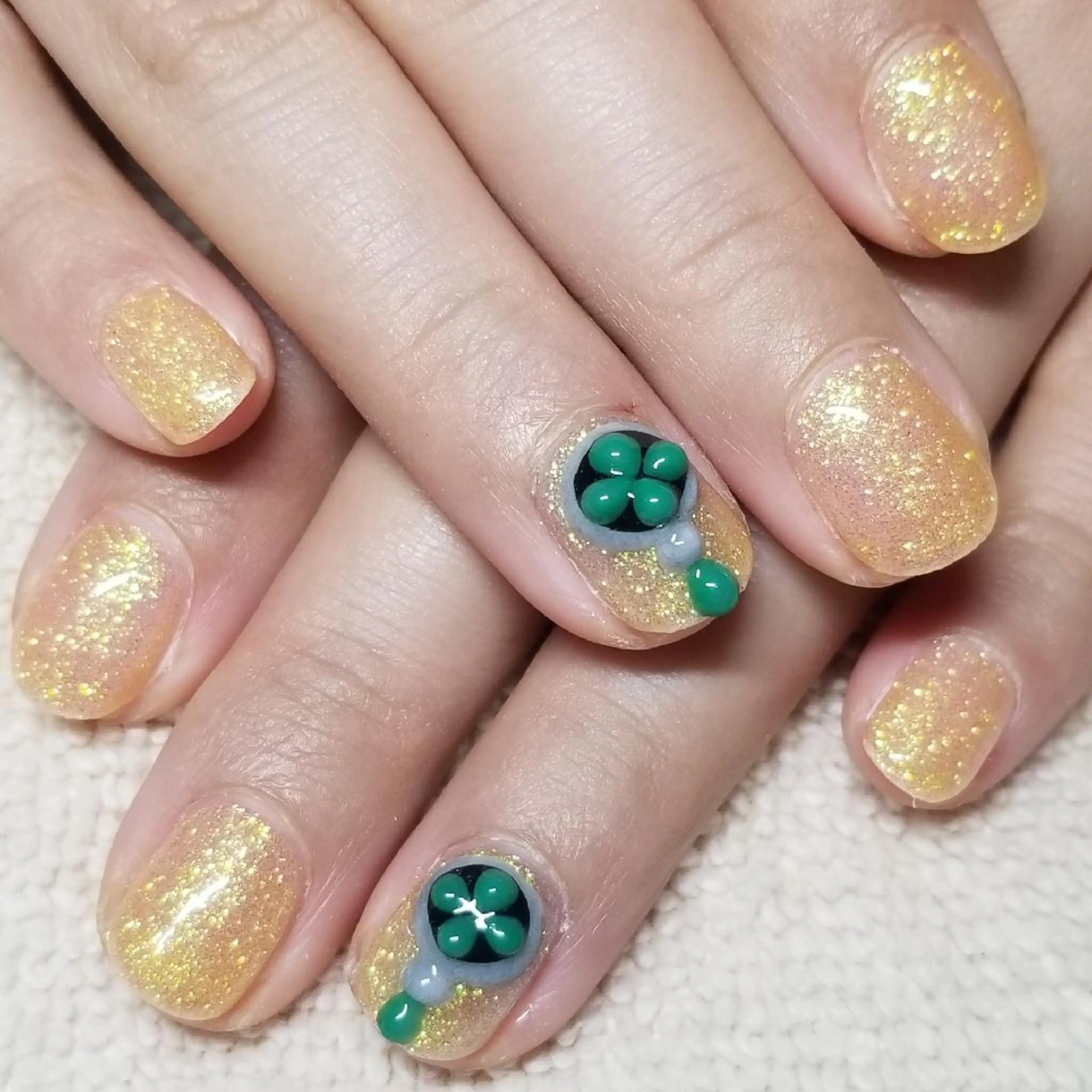 ネイル ラメ(グリッター) オレンジ 黄色 ハンドネイル よしだ ひろきのネイルデザイン