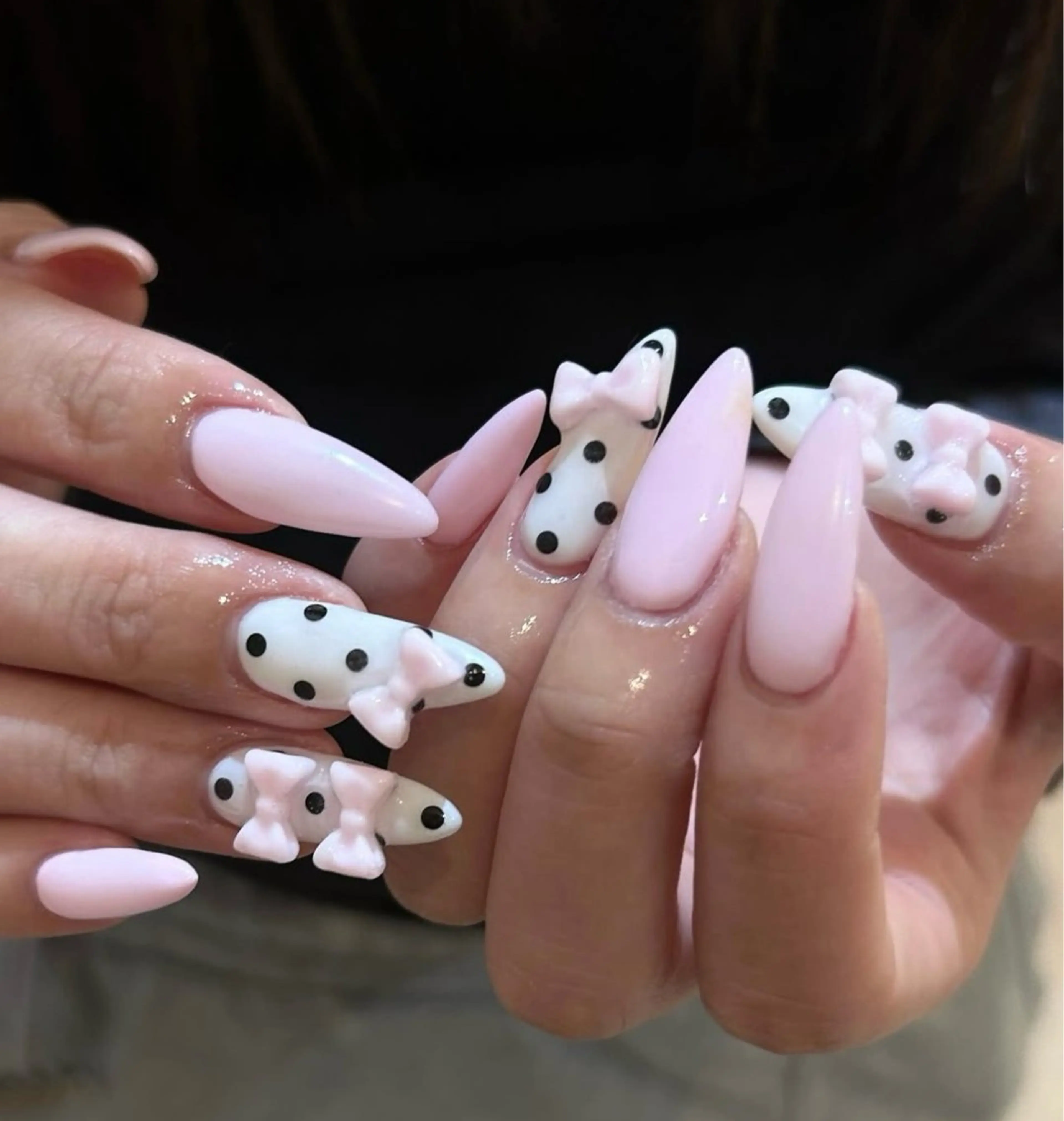 ネイル グラデーション キラキラネイル ワンカラーネイル 冬ネイル Jenn Nail Salonのネイルデザイン