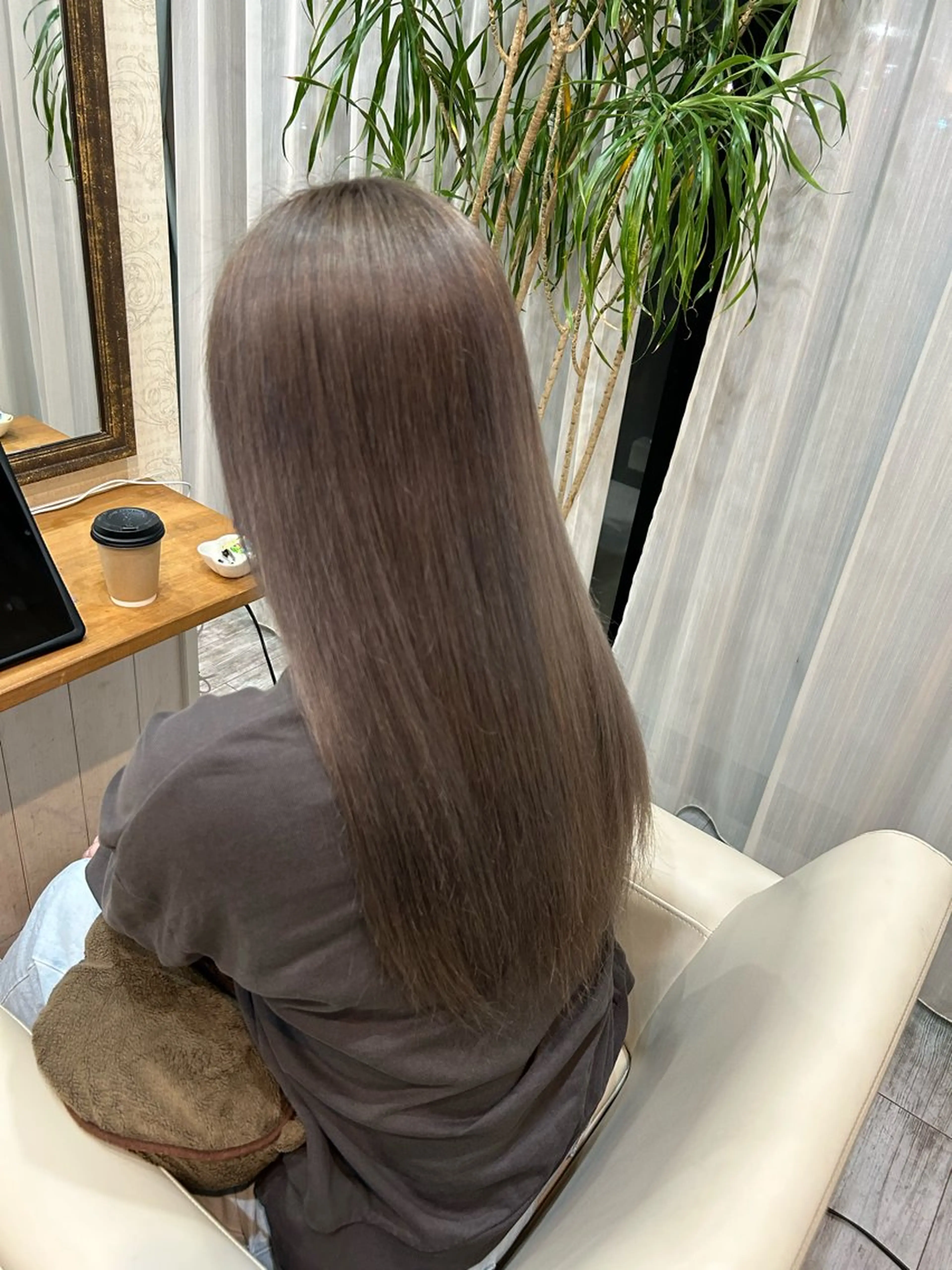 ロング ヘアカラー uLu【ウル】所属・🦖manami 🦖のヘアスタイル