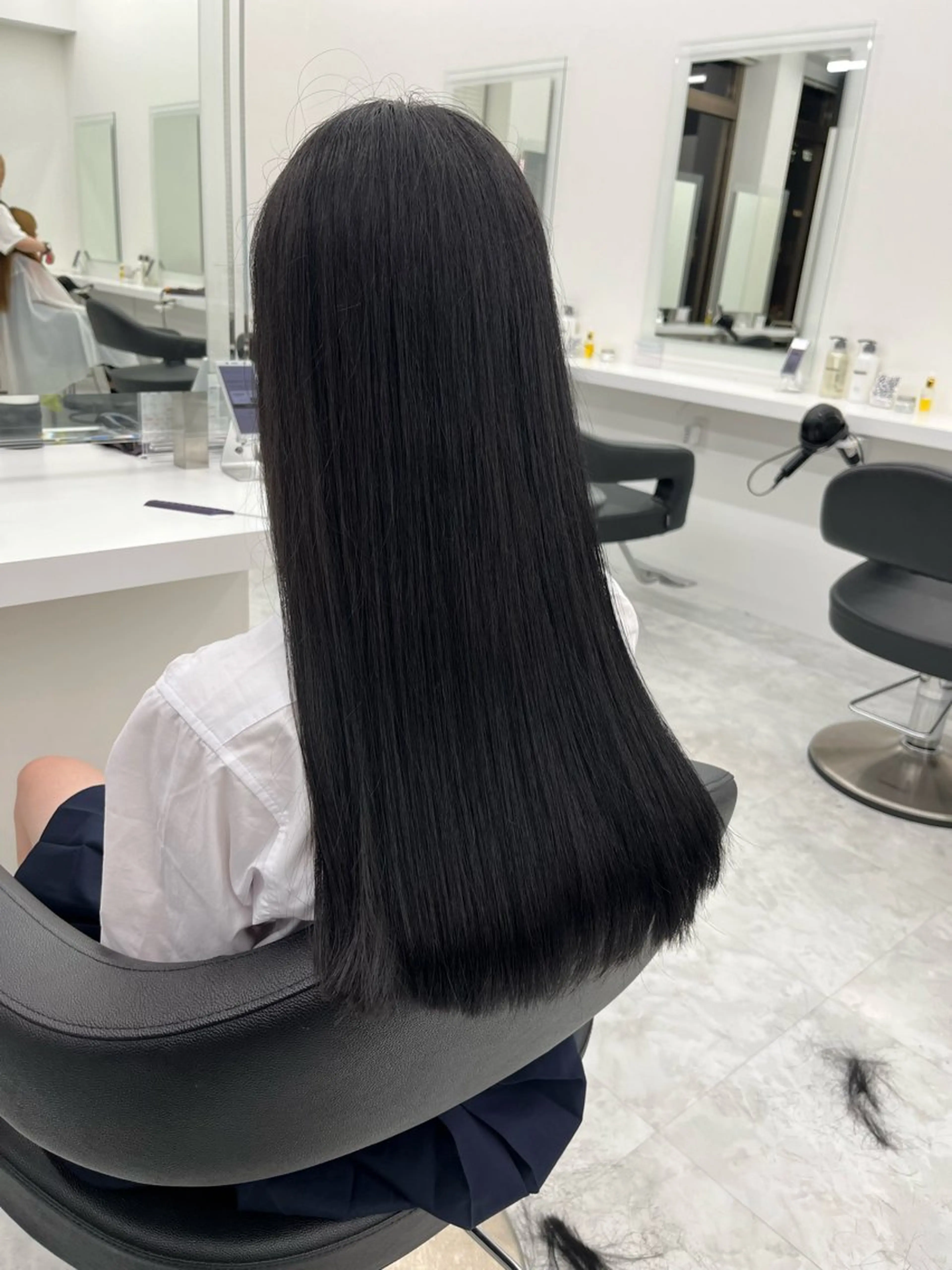 ロング カラー 黒髪 ヘアカラー トリートメント 💖トレンド春夏 カラー💖FUTAのヘアスタイル