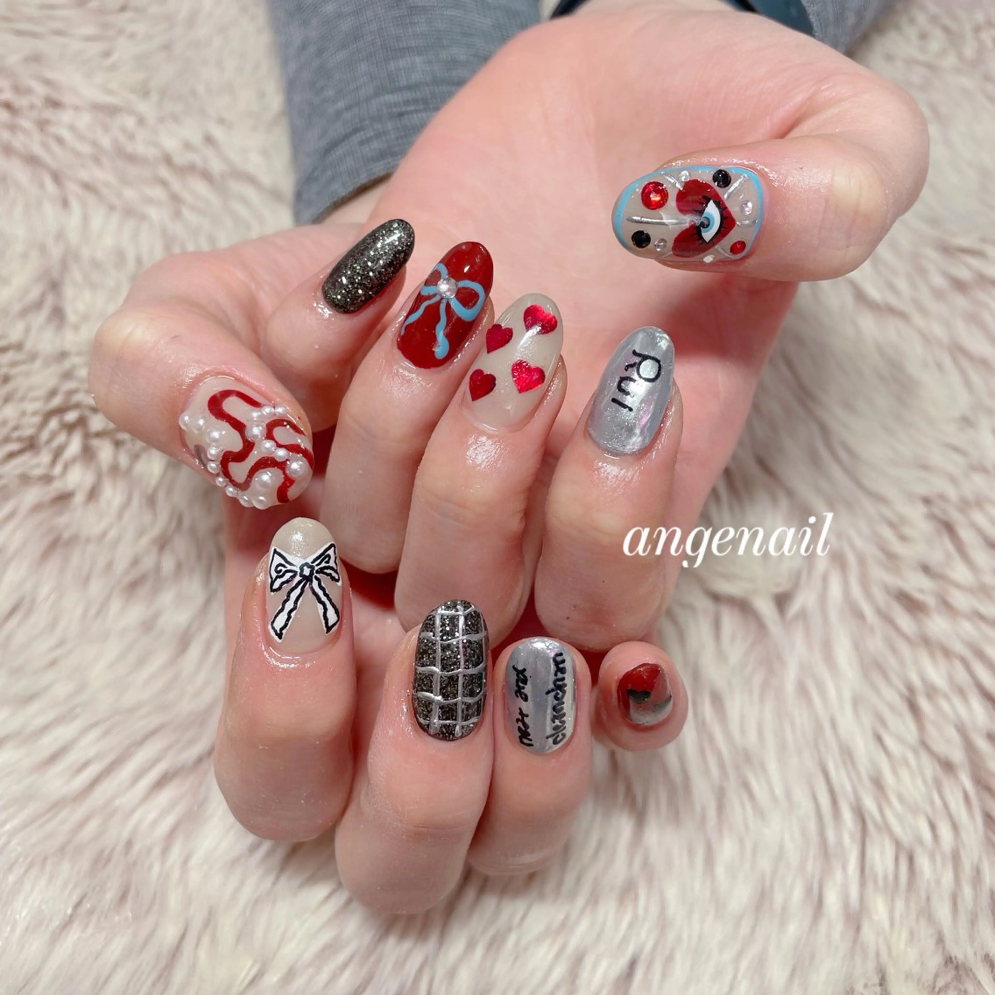 ネイル ハンドネイル オーナーネイリスト MAKIのネイルデザイン