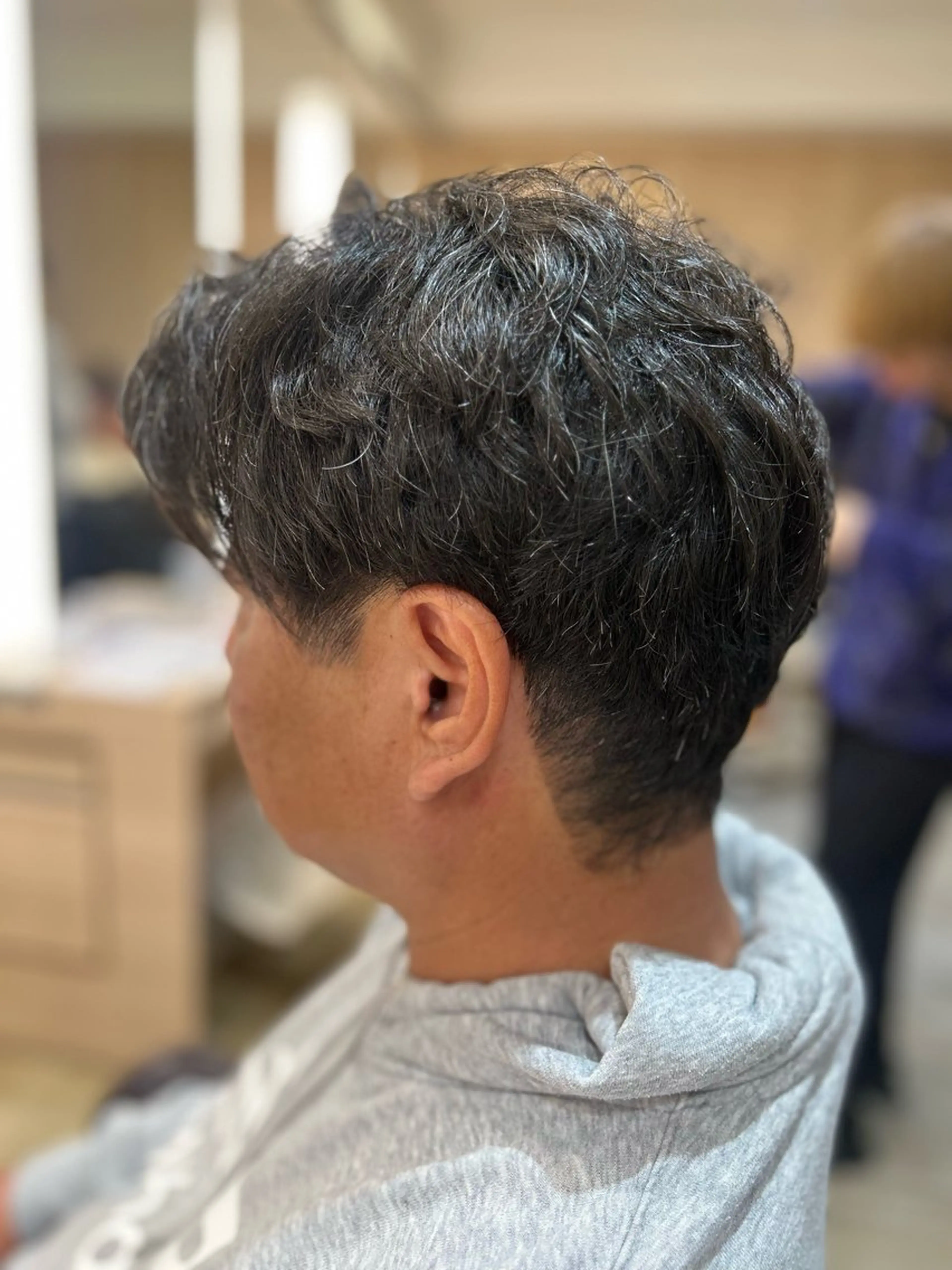 メンズ 毛流れ 癖毛カット/ 英山明未のヘアスタイル