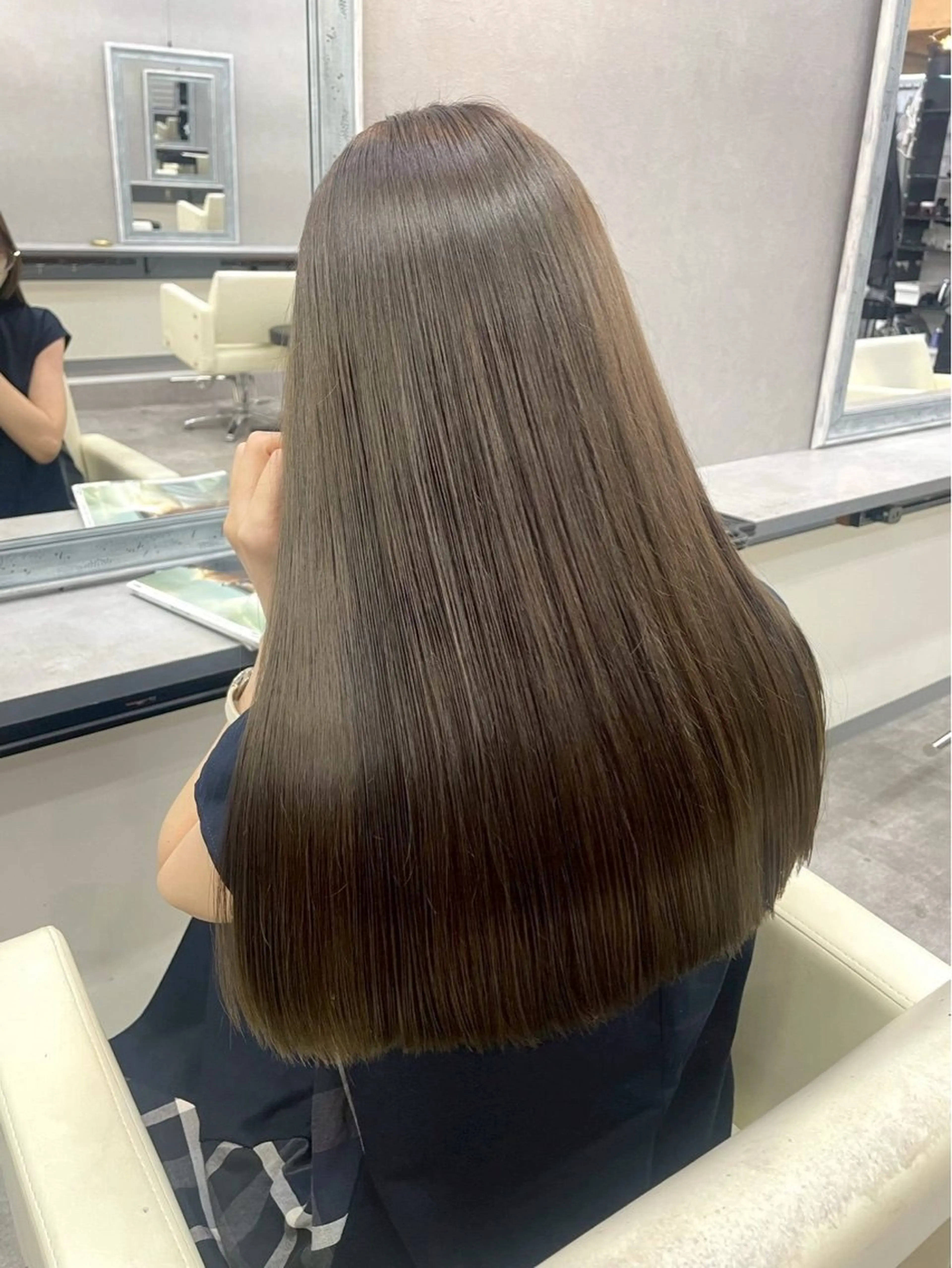 カラー 陽 菜のヘアスタイル