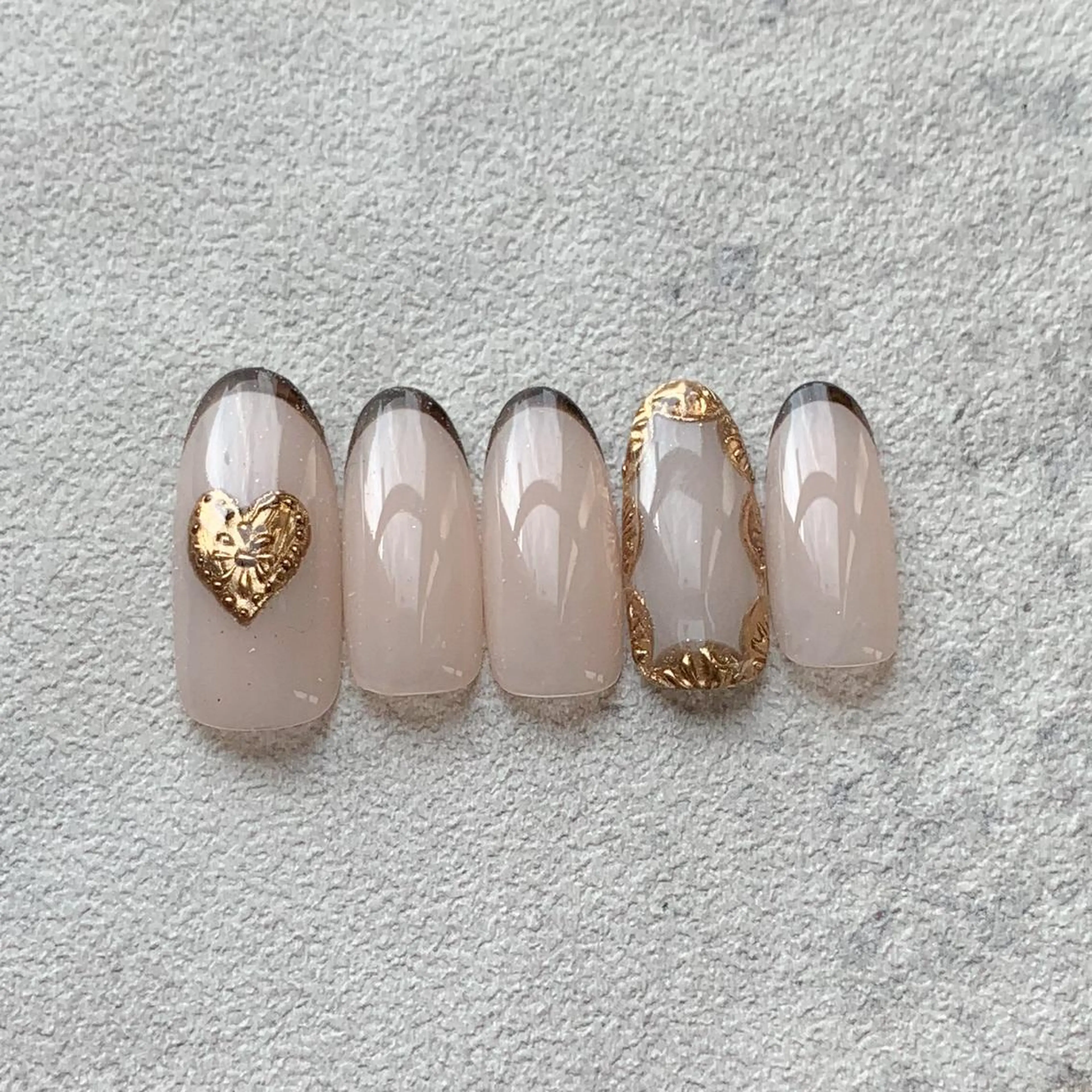 ネイル FIORITURA aiのネイルデザイン