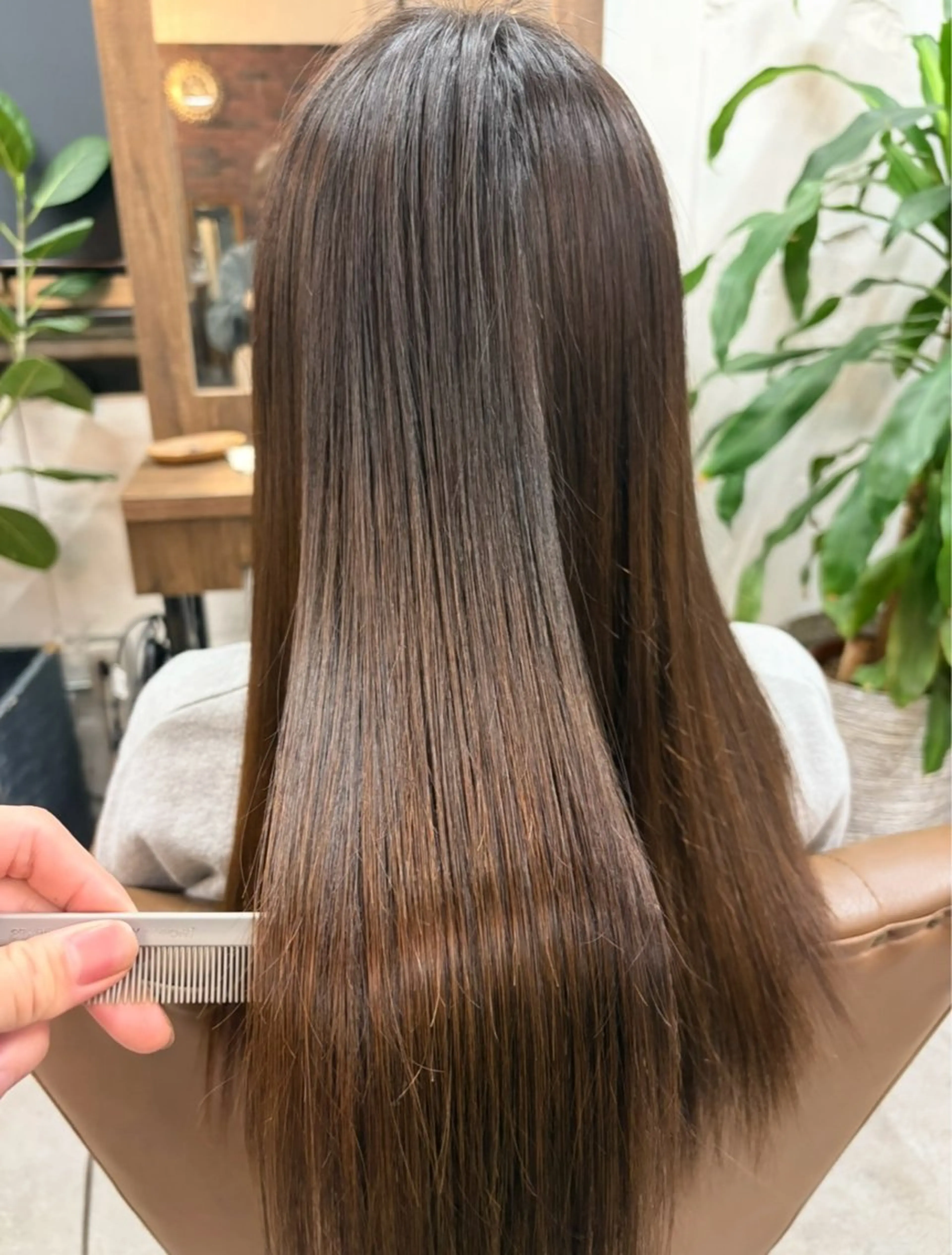 ロング くせ毛 レイヤーカット・水素 松井山手　齊藤　興のヘアスタイル