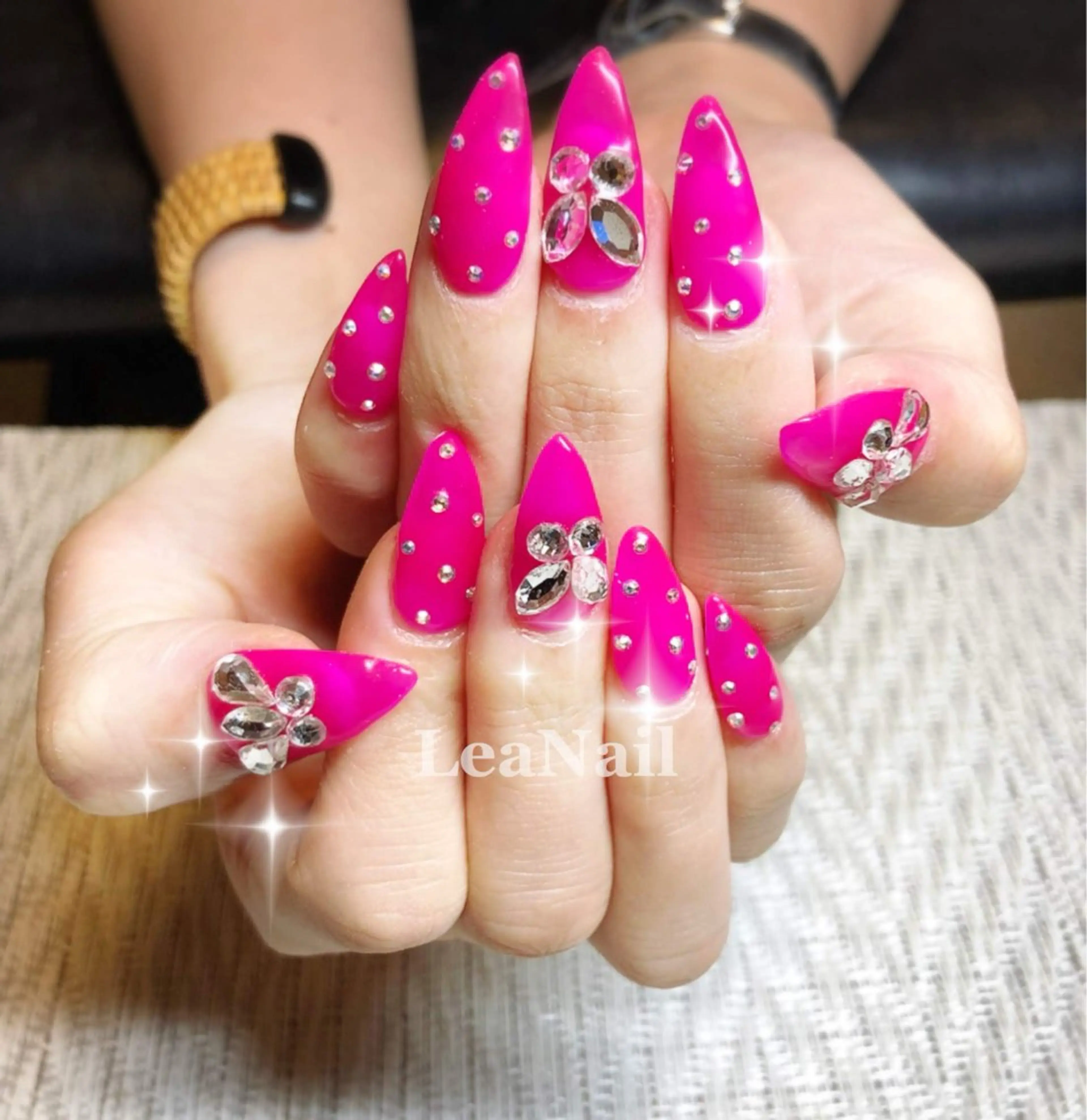 ネイル 持ち込み ハンドネイル Lea Nailのネイルデザイン