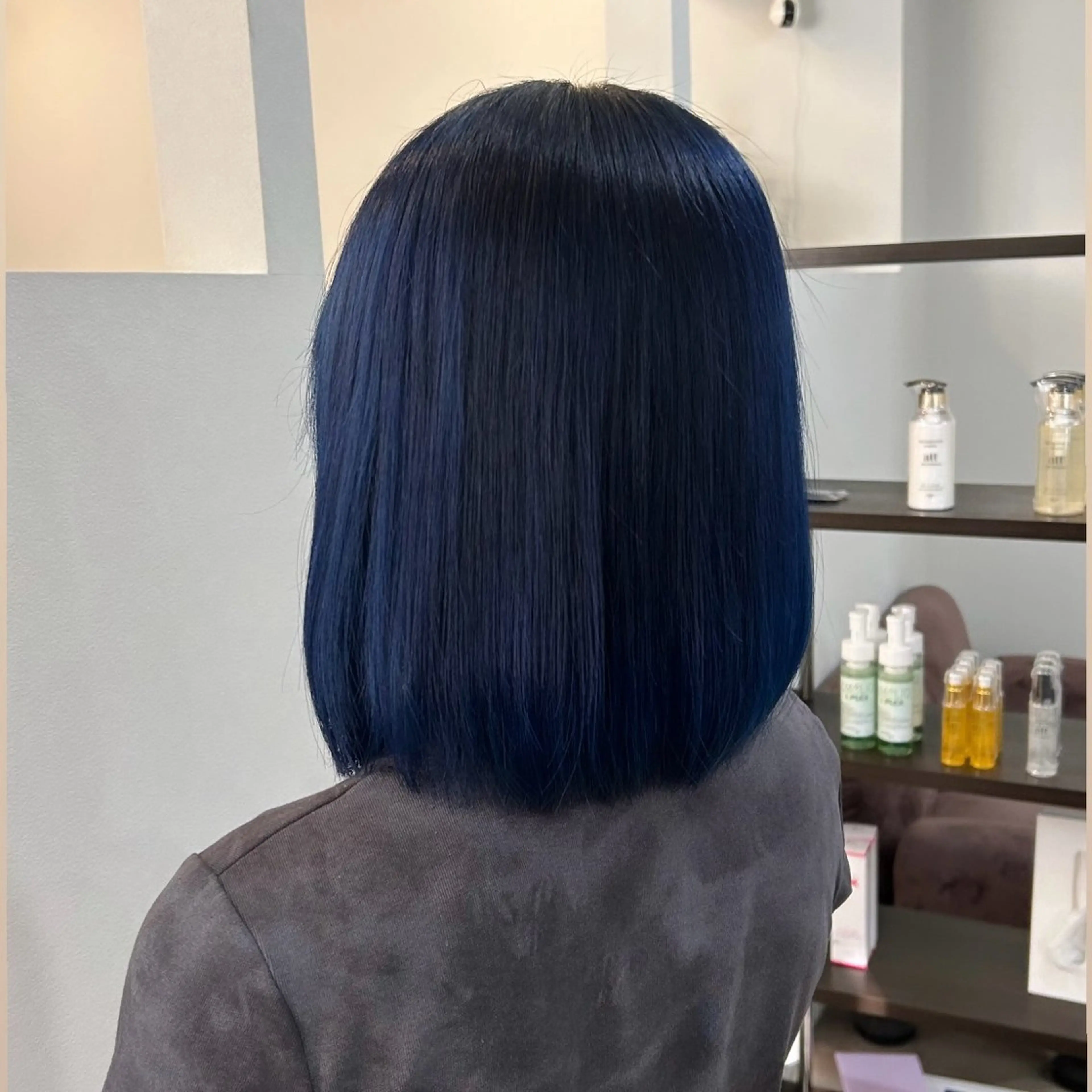 カラー MERU /グランディールのヘアスタイル