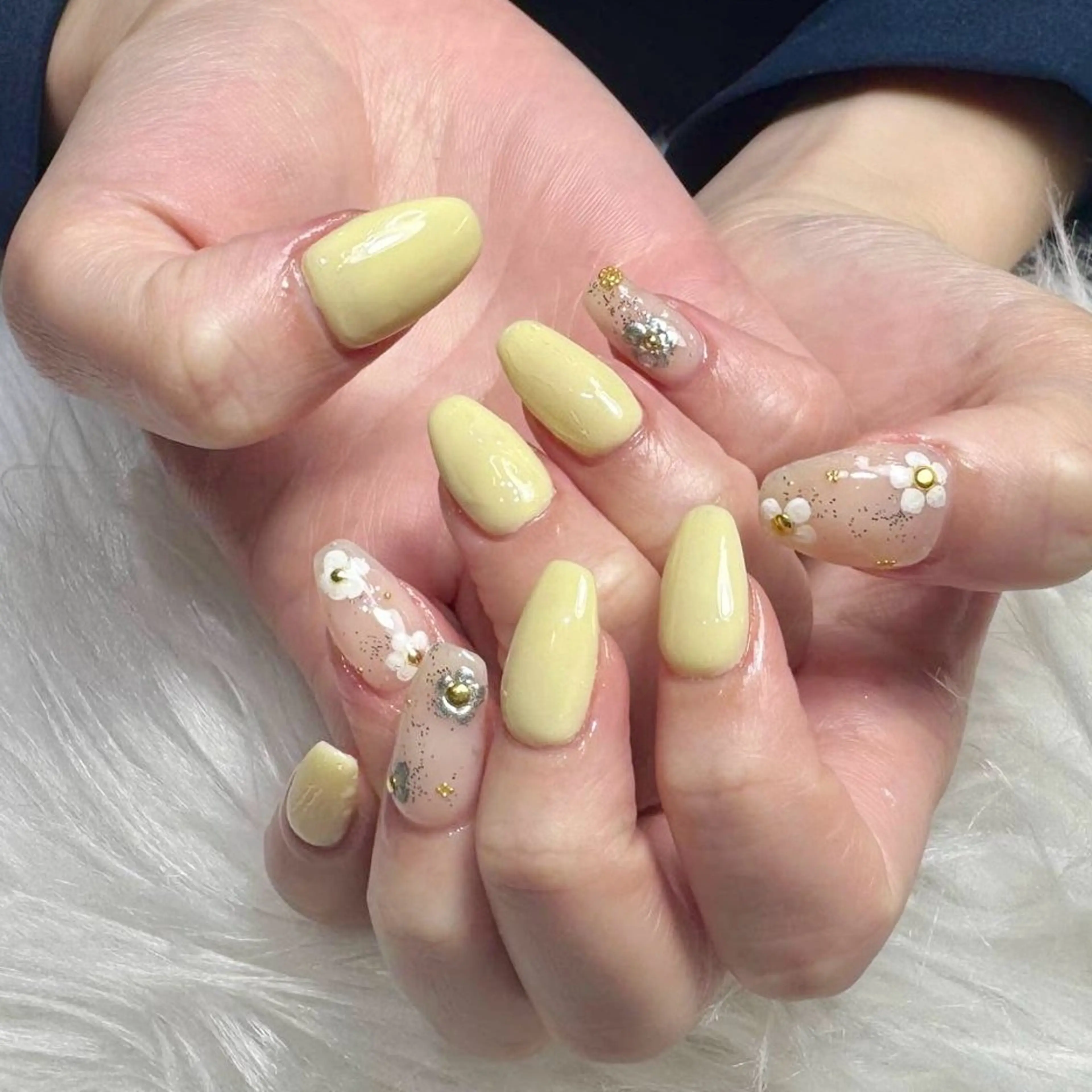 ネイル ハンドネイル RosyBeauty Salonのネイルデザイン