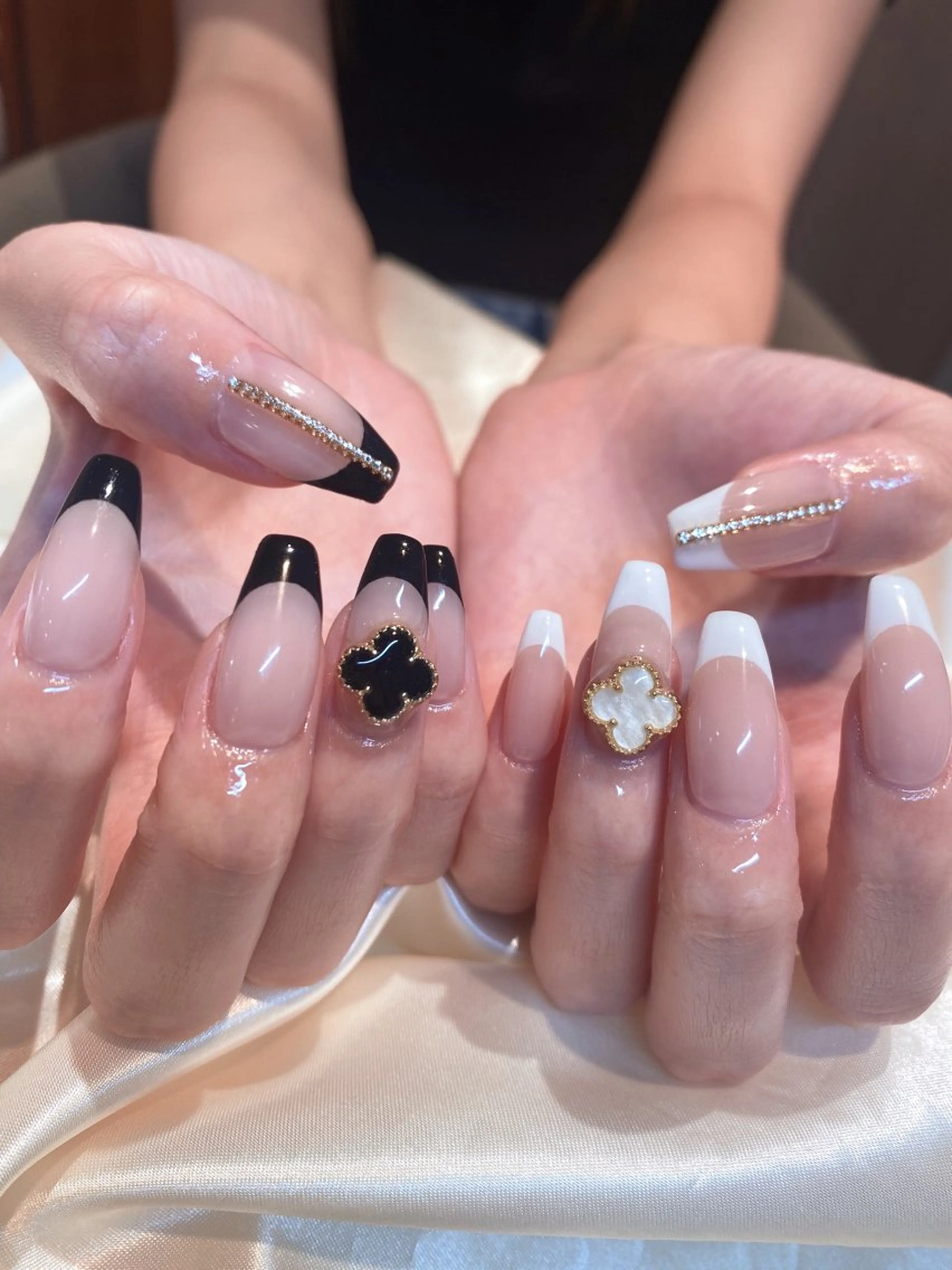 ネイル ハンドネイル 𝐘𝐔𝐊𝐈 💖のネイルデザイン