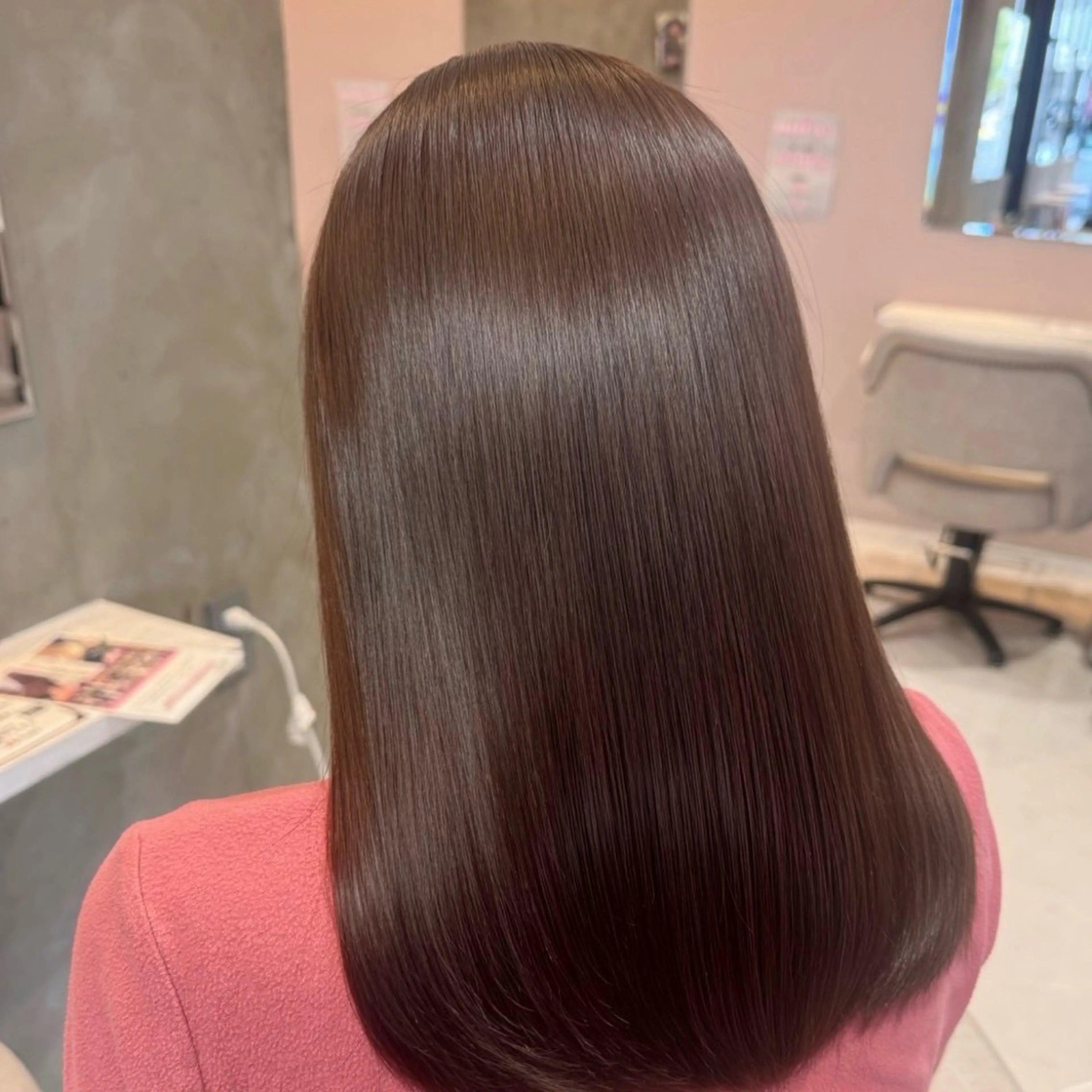 セミロング 🖤韓国風カラー🩷 /ツヤ髪✨️ハルカのヘアスタイル