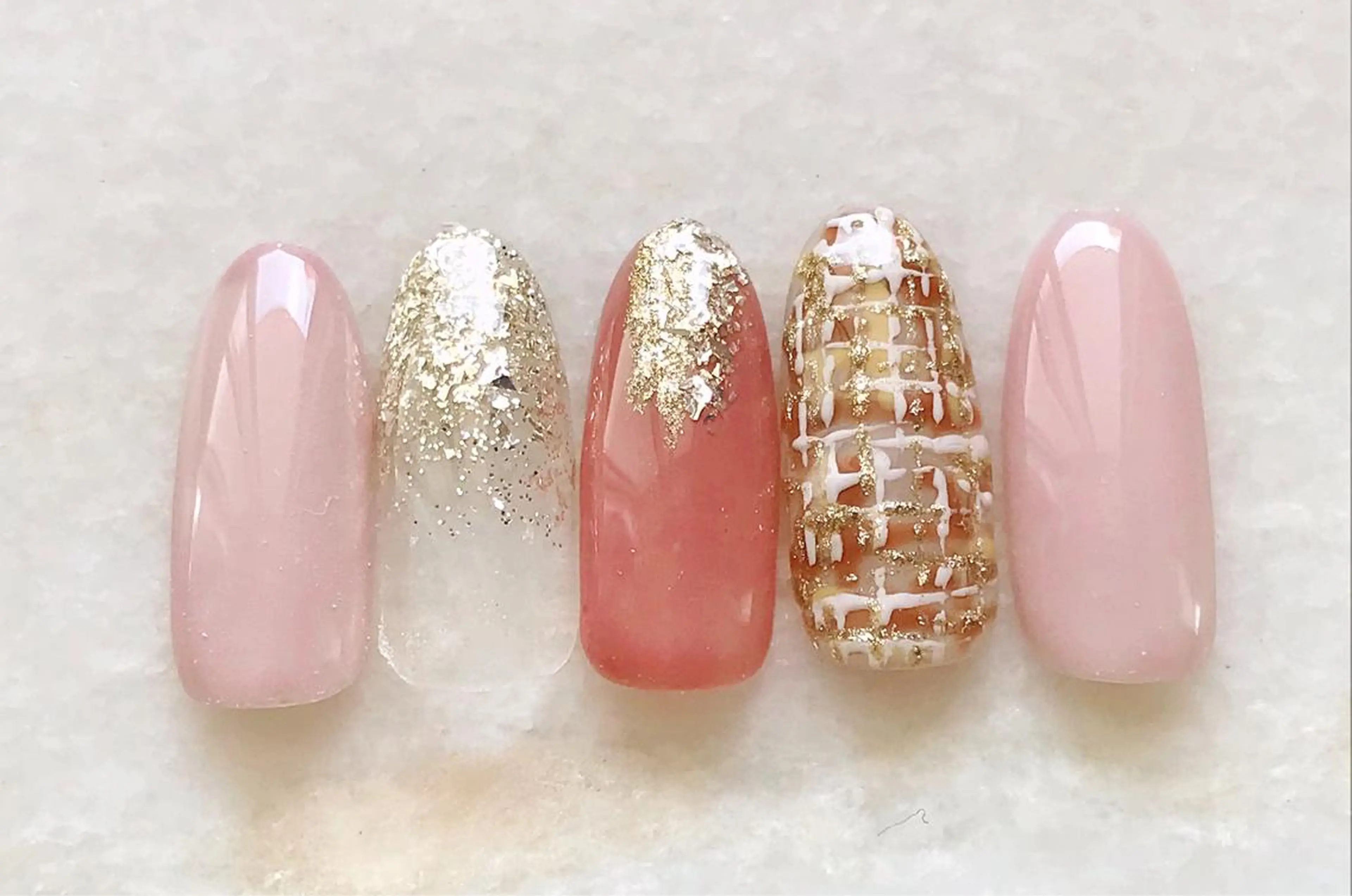 ネイル ジェルネイル パラジェル ハンドネイル Satomi  のネイルデザイン