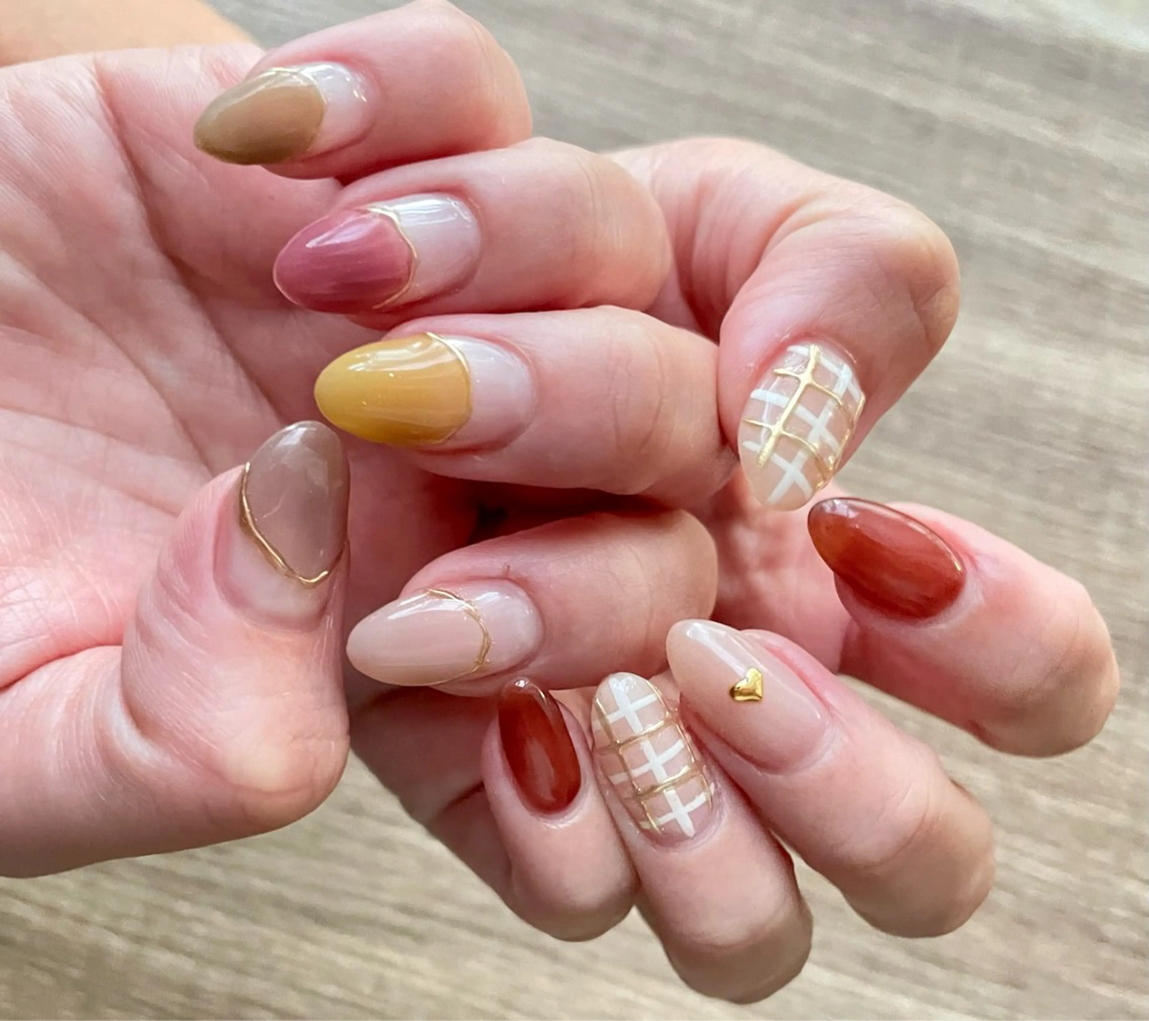 ネイル 山田 美紀のネイルデザイン