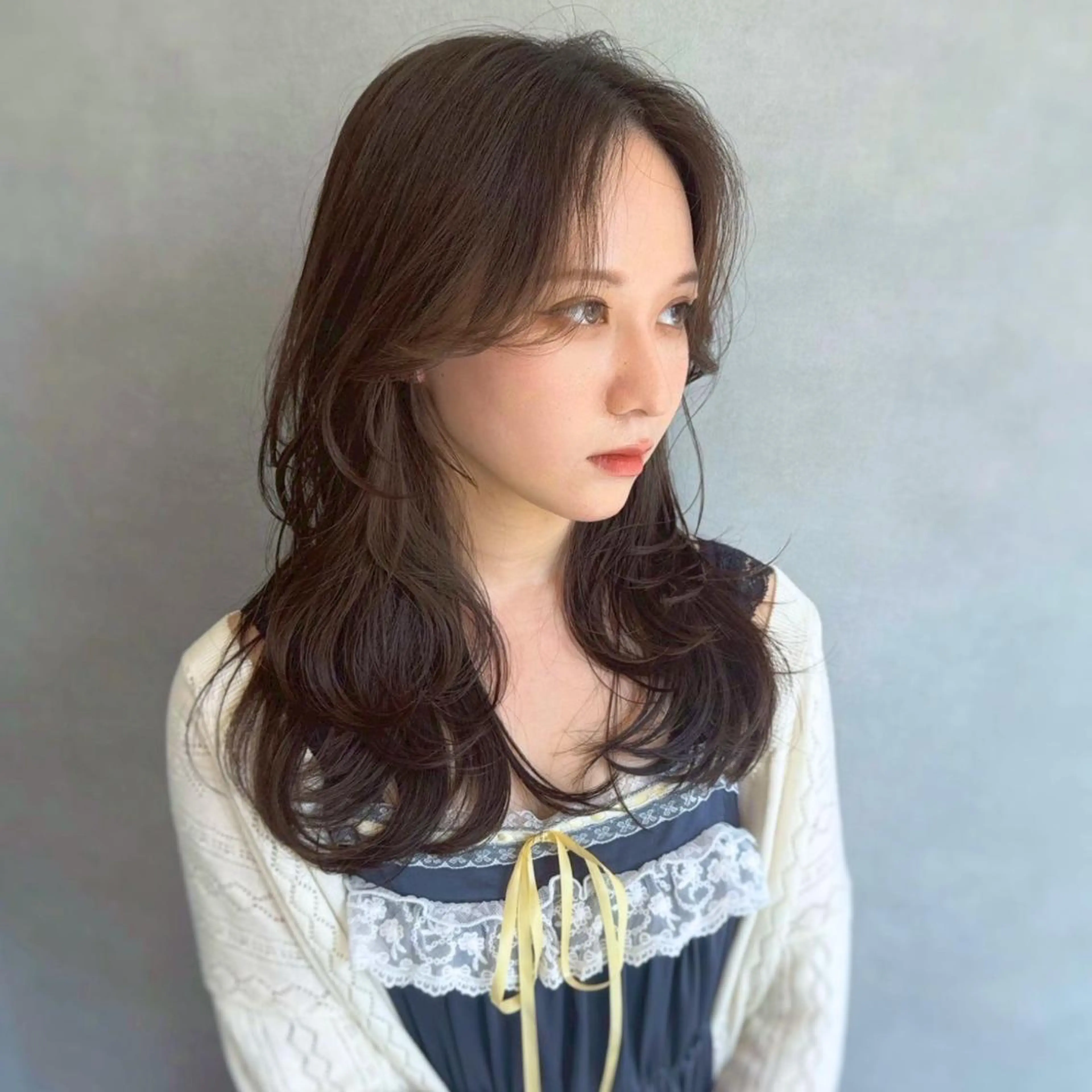 セミロング カラー ベージュカラー 透明感カラー ヘアカラー 顔周り🌸ジエクト 🌸濱吉優希🌸のヘアスタイル