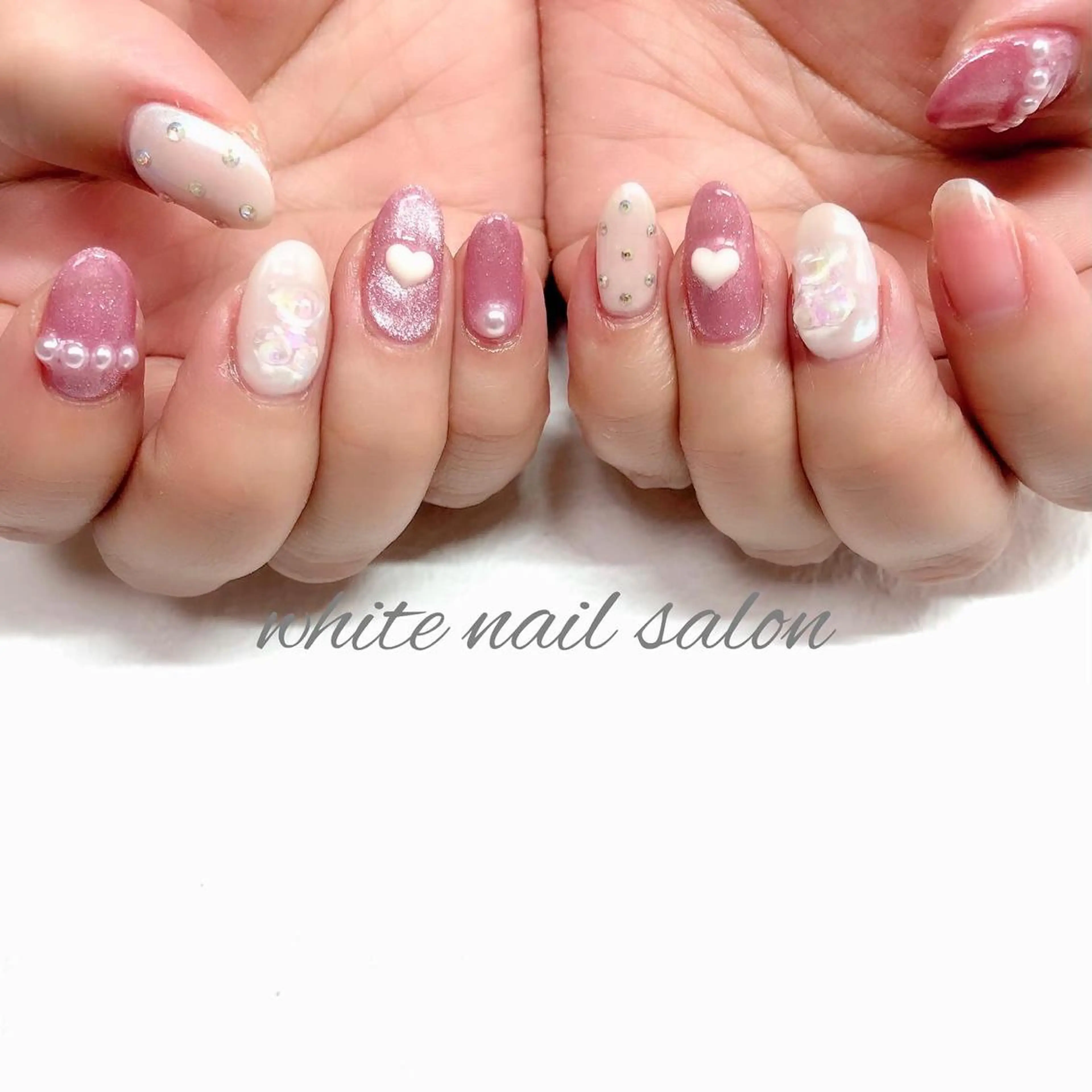 ネイル ジェルネイル ハードジェル ラメ(グリッター) 持ち込み ソフトジェル ハンドネイル white nail salonのネイルデザイン