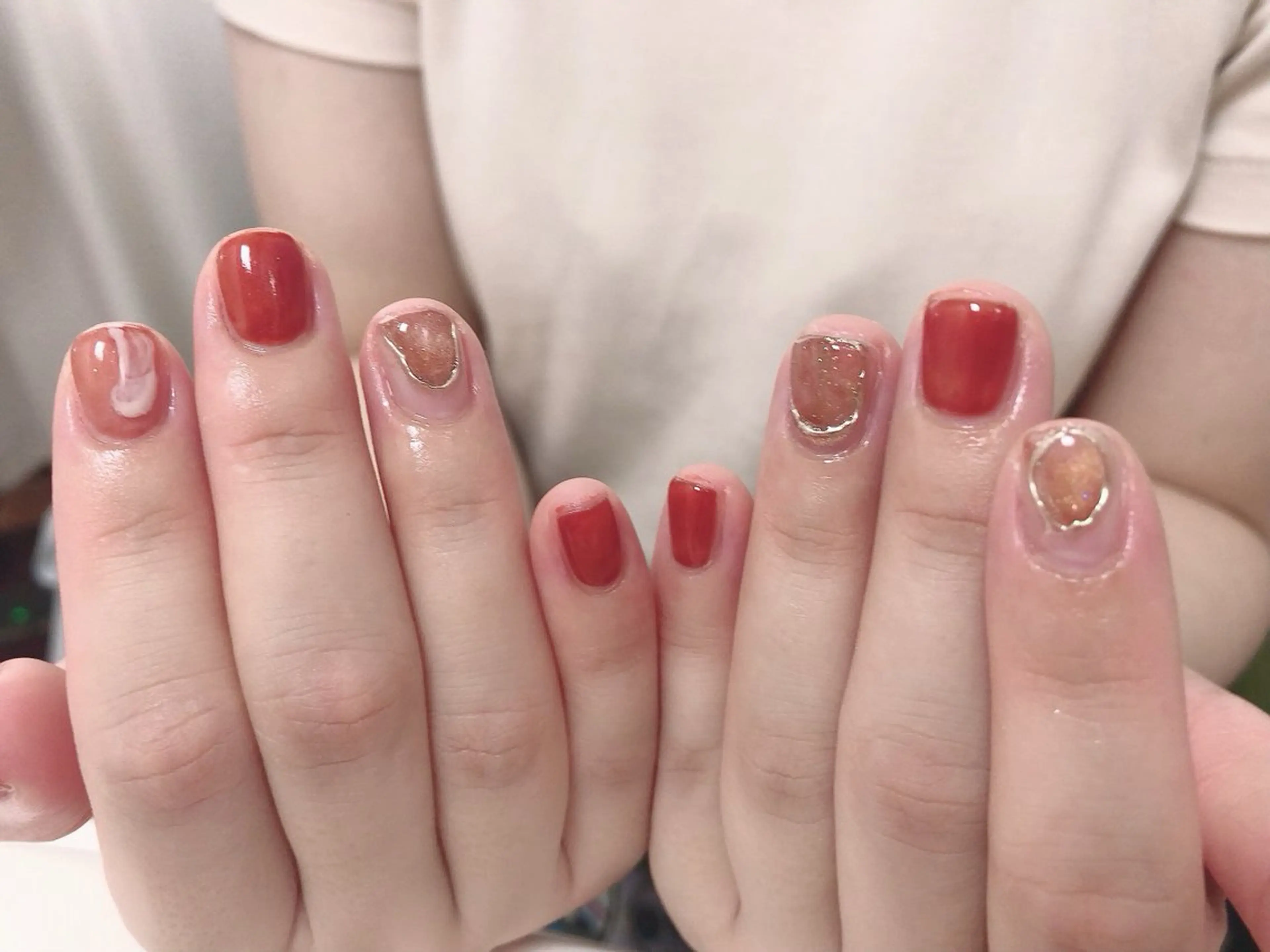 ネイル アートネイル クリアネイル ニュアンスネイル ワンカラーネイル ハンドネイル mano nella manoのネイルデザイン