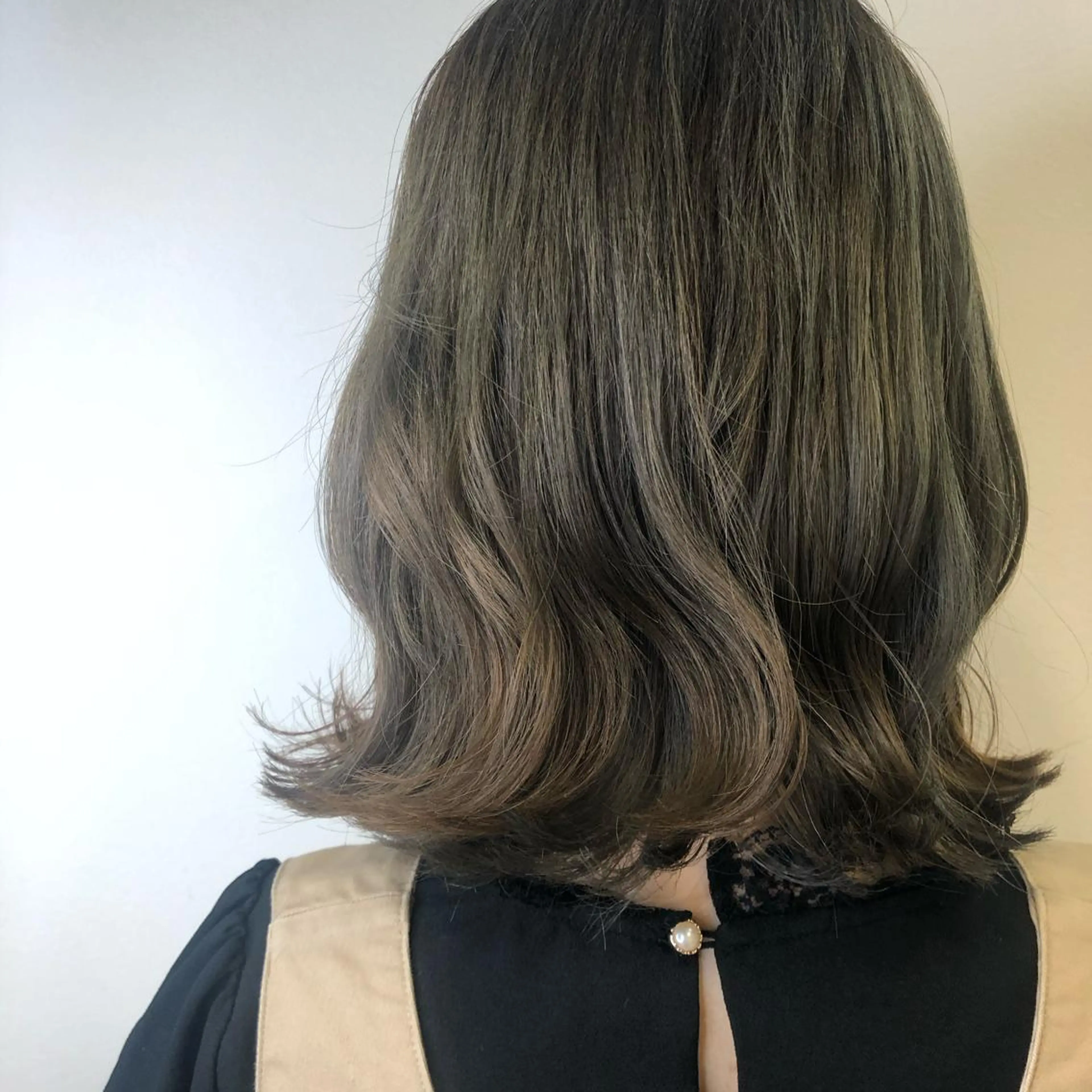 ミディアム トリートメント 松佐 ゆかりのヘアスタイル