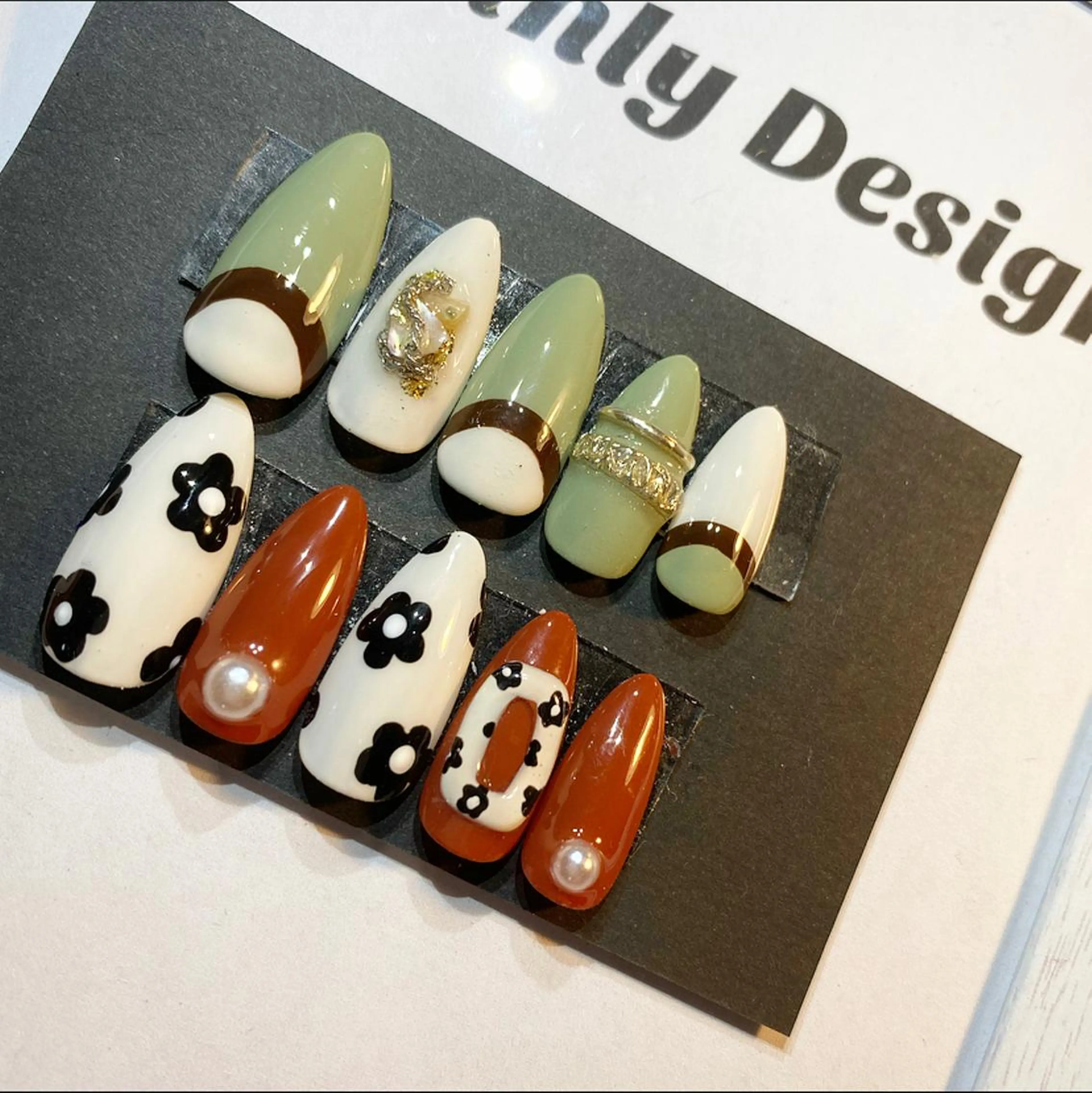 ネイル P. nailのネイルデザイン