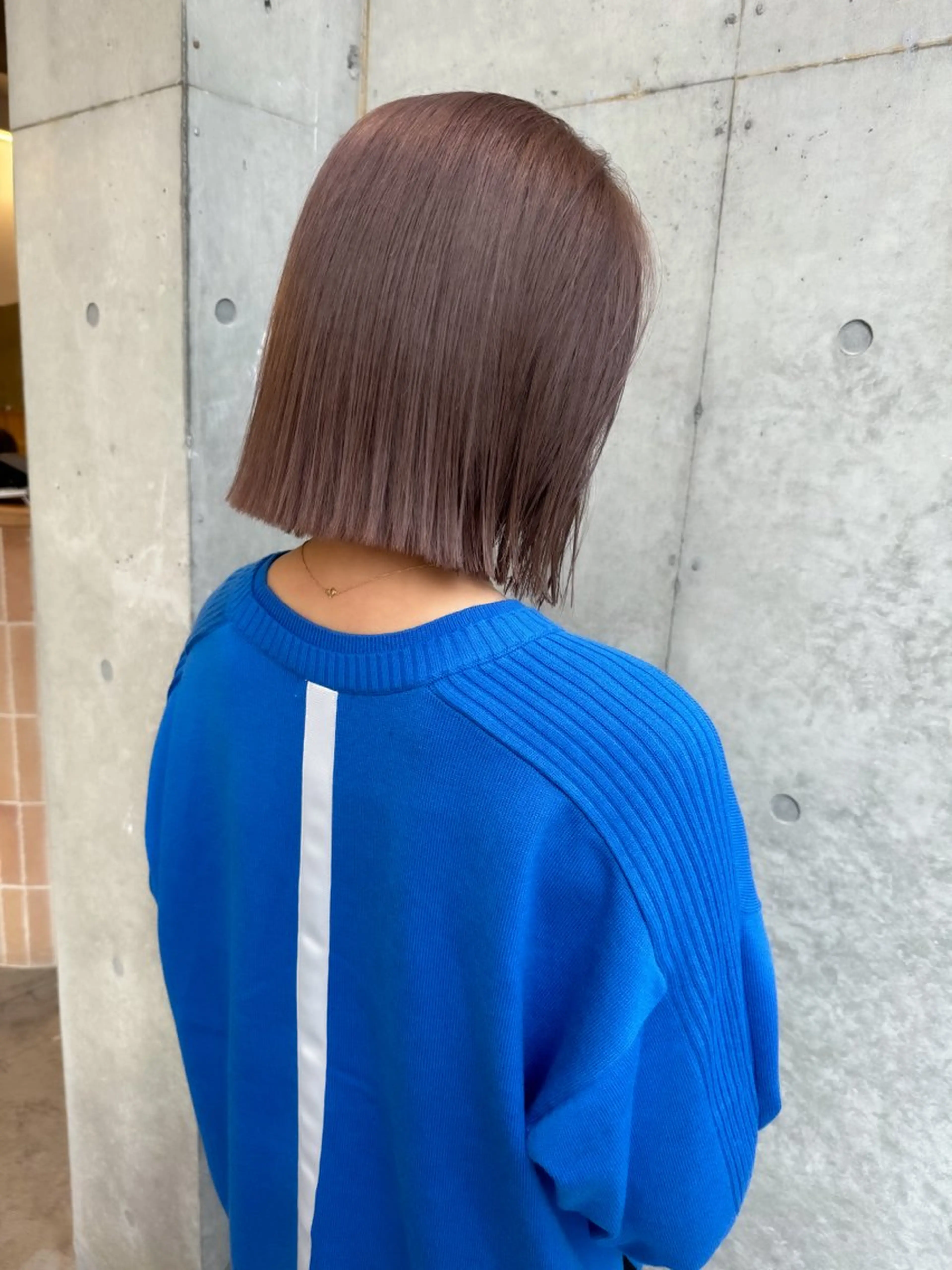 ショート カラー ヘアアレンジ ミニボブ/ブリーチ 🌈MISATOのヘアスタイル